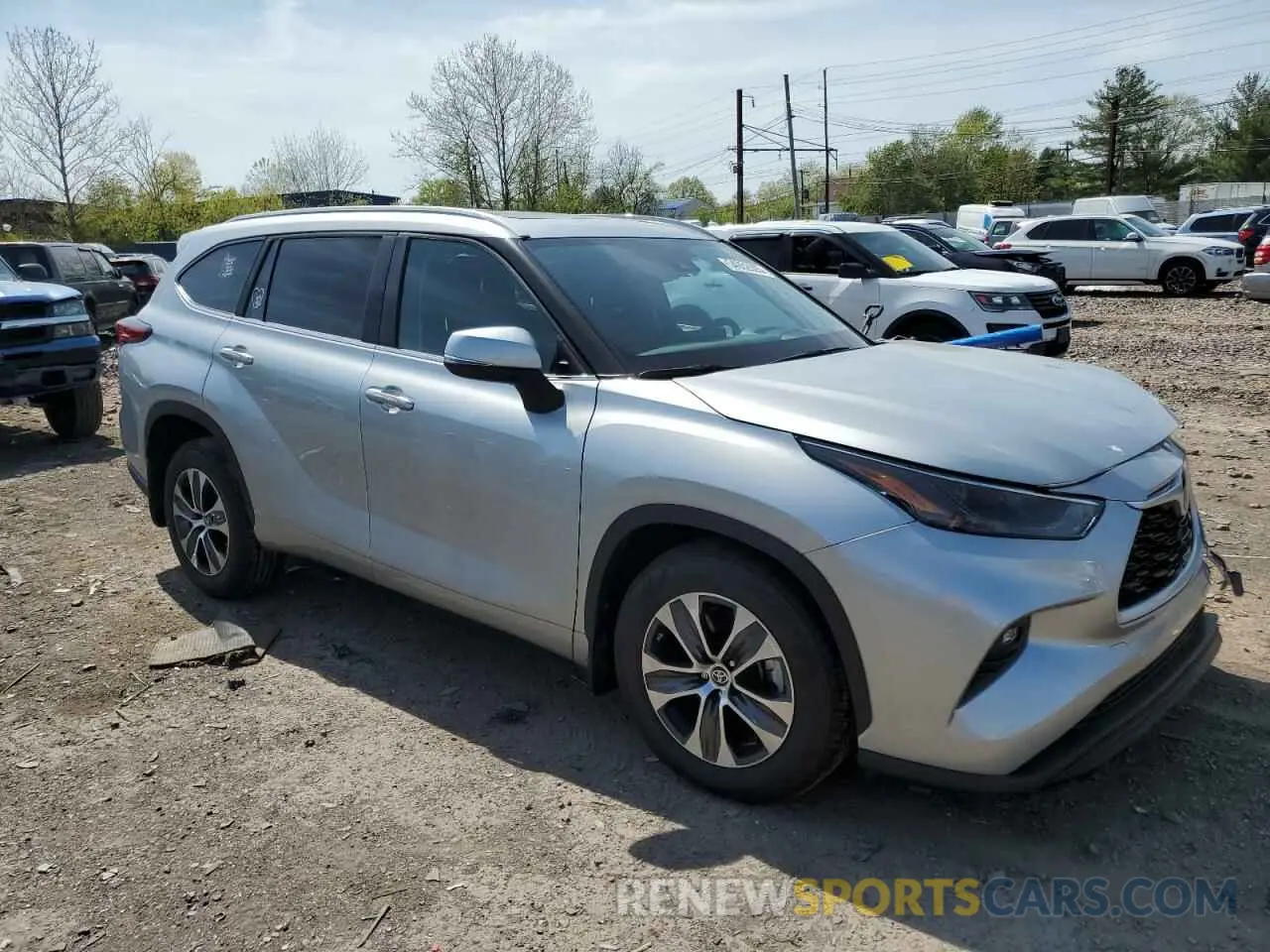 4 Photograph of a damaged car 5TDKDRAH9PS516256 TOYOTA HIGHLANDER 2023