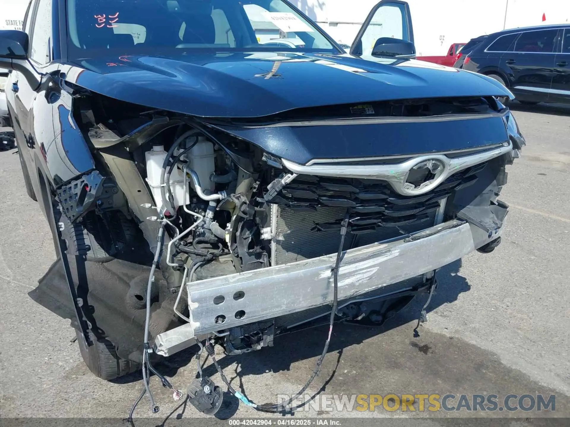 6 Photograph of a damaged car 5TDKDRAHXPS010127 TOYOTA HIGHLANDER 2023