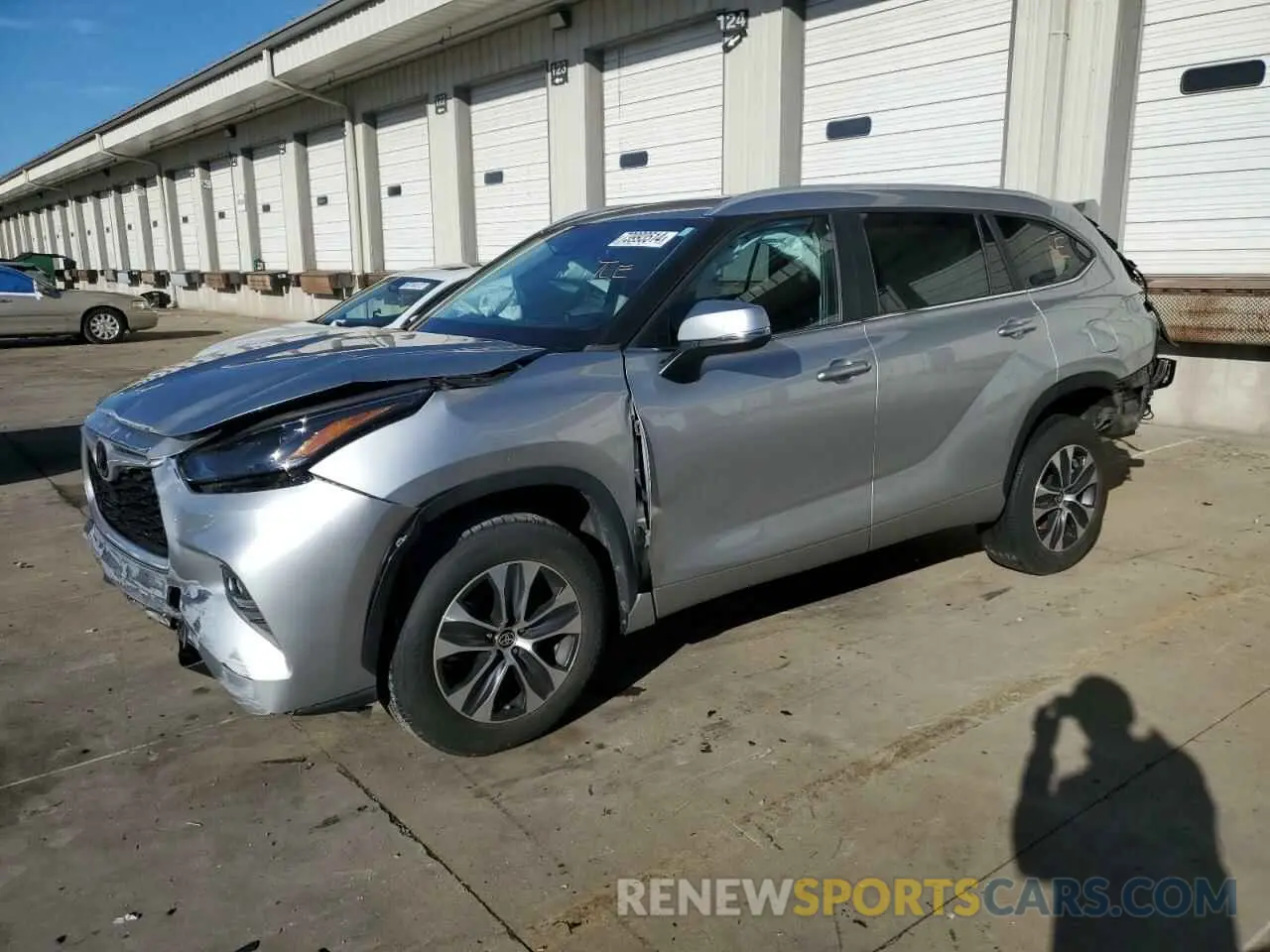 1 Photograph of a damaged car 5TDKDRAHXPS010886 TOYOTA HIGHLANDER 2023