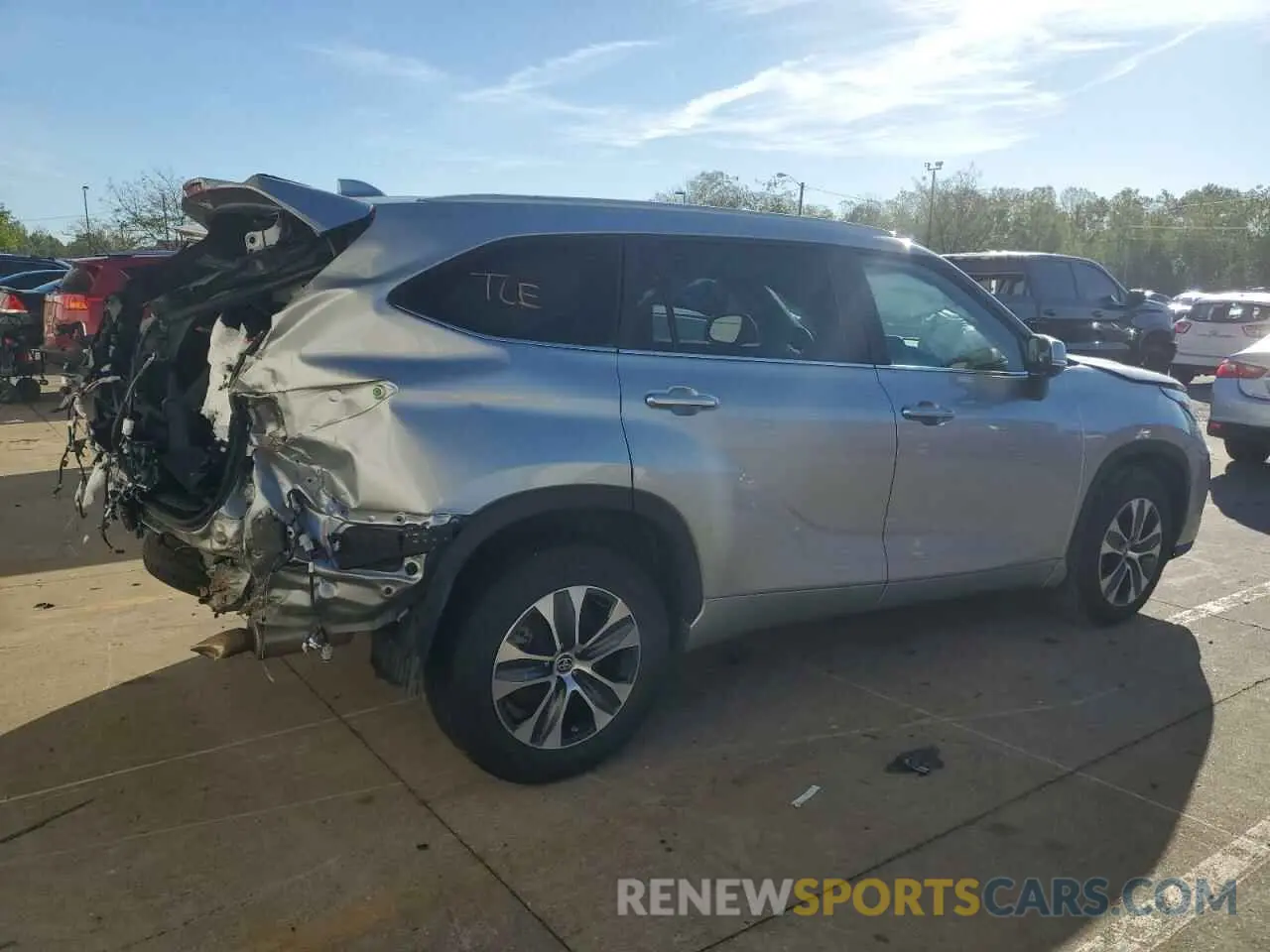 3 Photograph of a damaged car 5TDKDRAHXPS010886 TOYOTA HIGHLANDER 2023