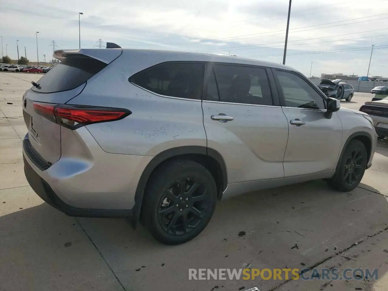 3 Photograph of a damaged car 5TDKDRAHXPS025033 TOYOTA HIGHLANDER 2023