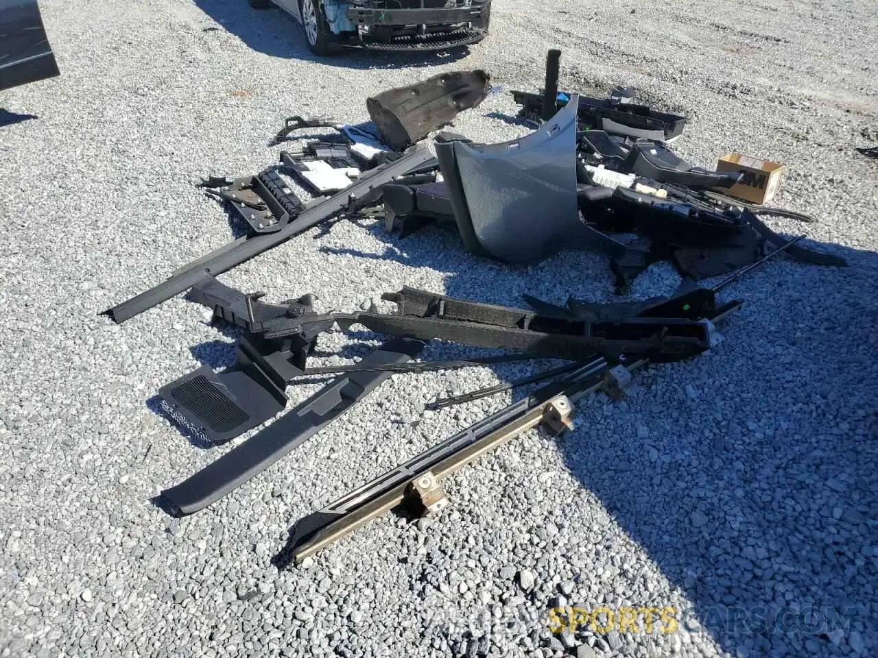 13 Photograph of a damaged car 5TDKDRAHXPS025484 TOYOTA HIGHLANDER 2023