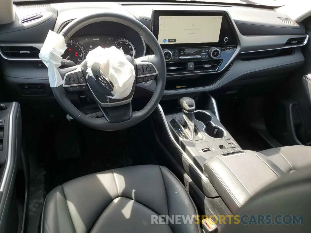 8 Photograph of a damaged car 5TDKDRAHXPS043533 TOYOTA HIGHLANDER 2023