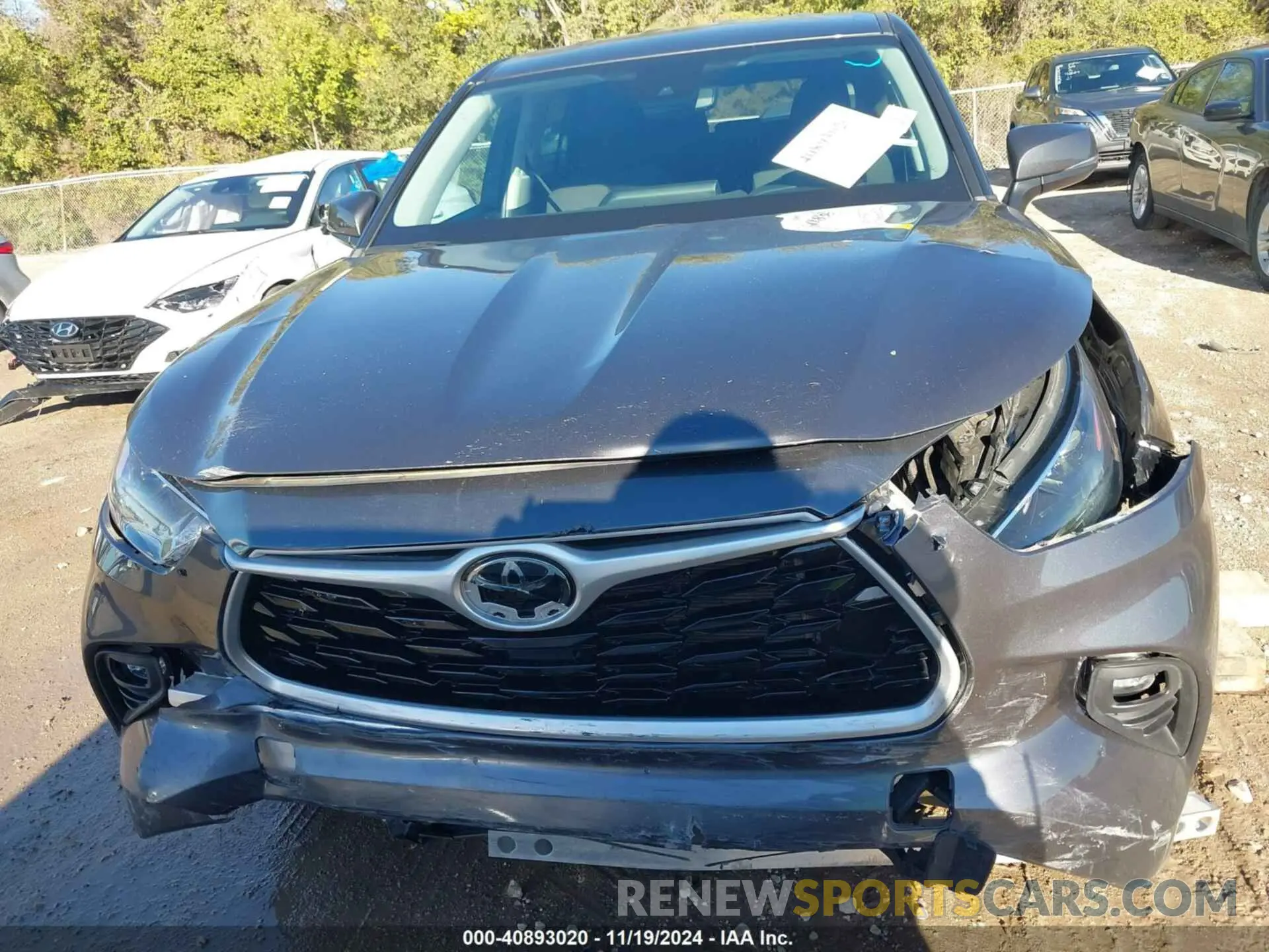 12 Photograph of a damaged car 5TDKDRAHXPS508988 TOYOTA HIGHLANDER 2023