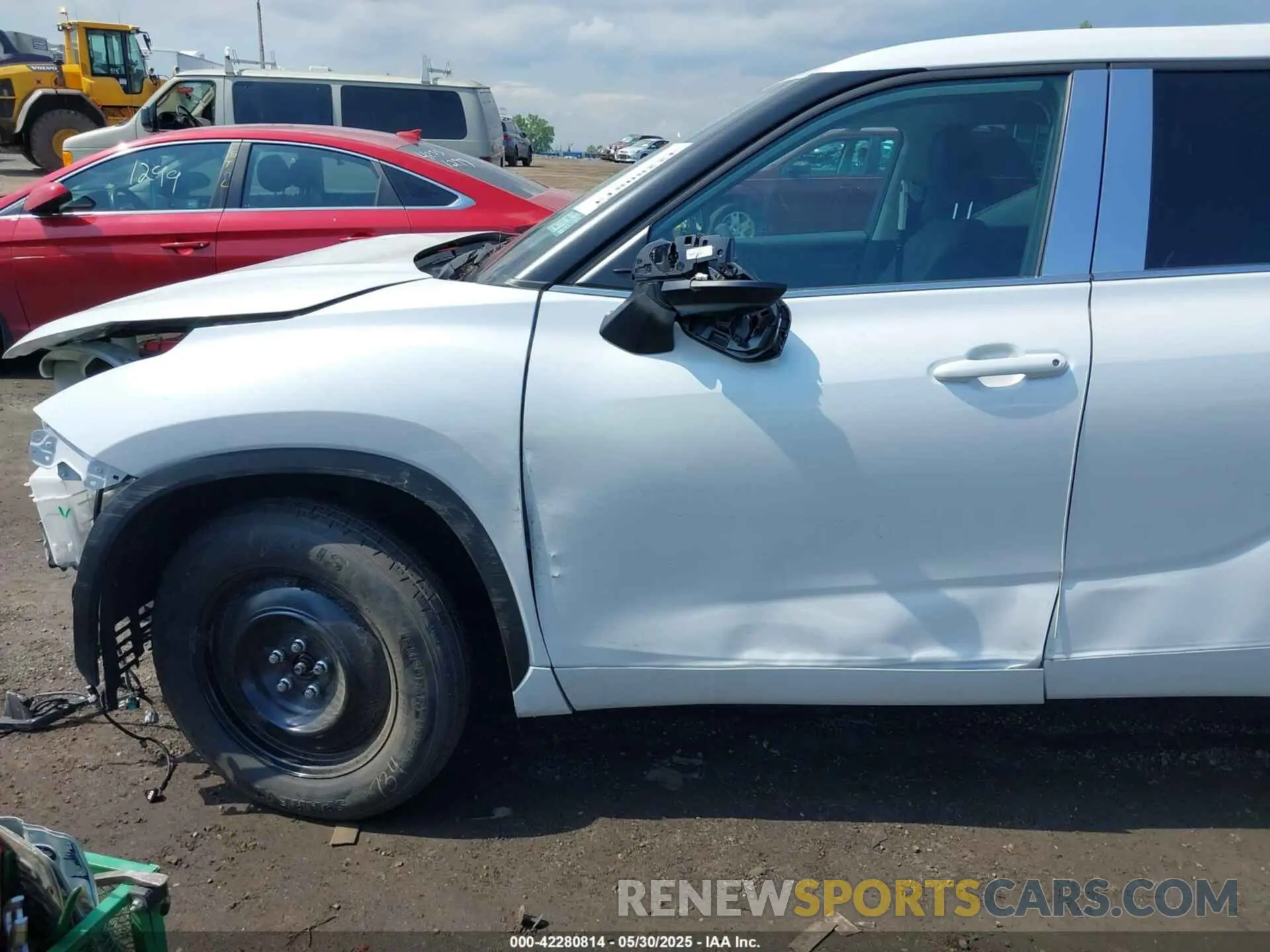 18 Photograph of a damaged car 5TDKDRAHXPS513740 TOYOTA HIGHLANDER 2023