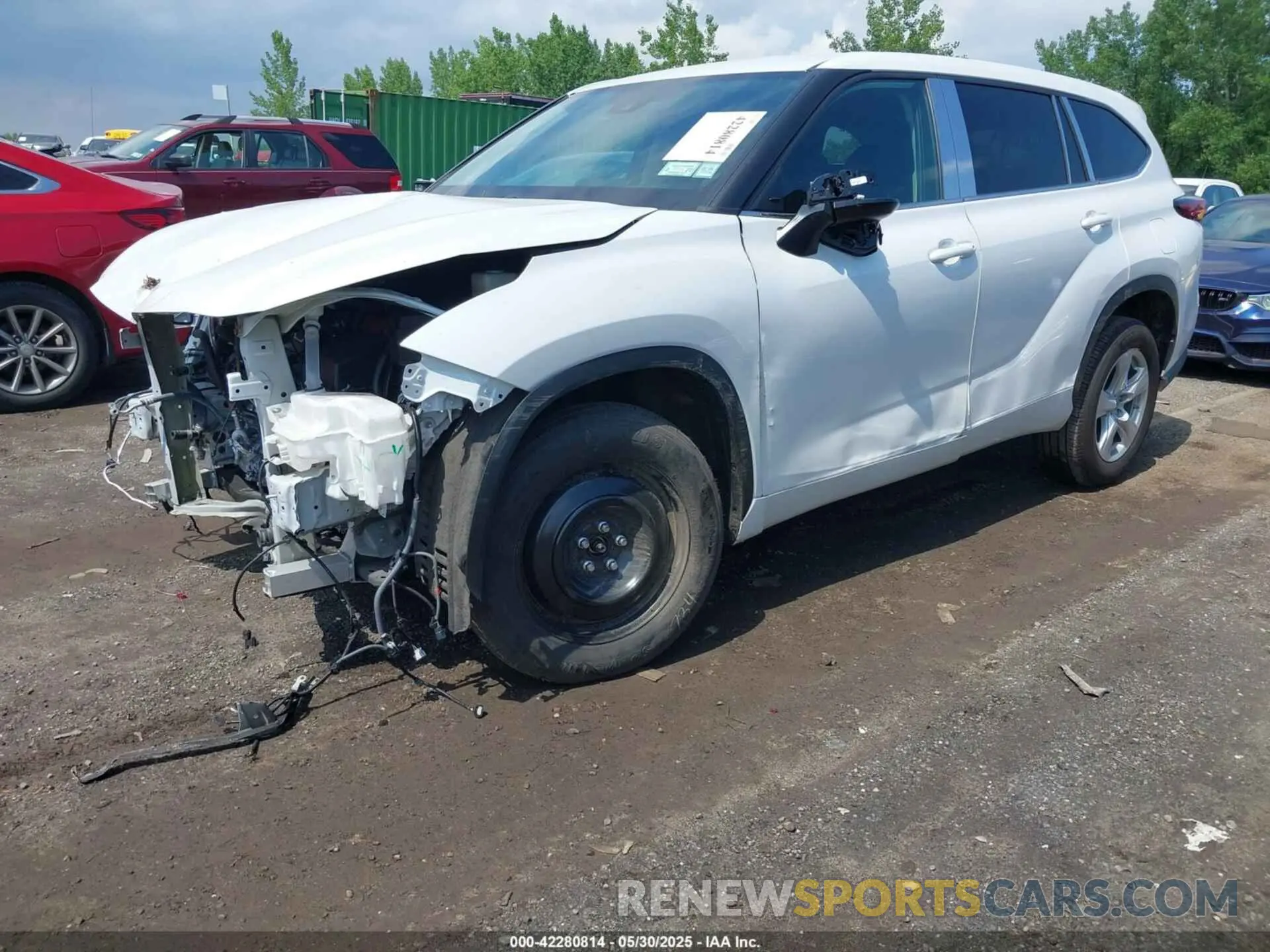 2 Photograph of a damaged car 5TDKDRAHXPS513740 TOYOTA HIGHLANDER 2023