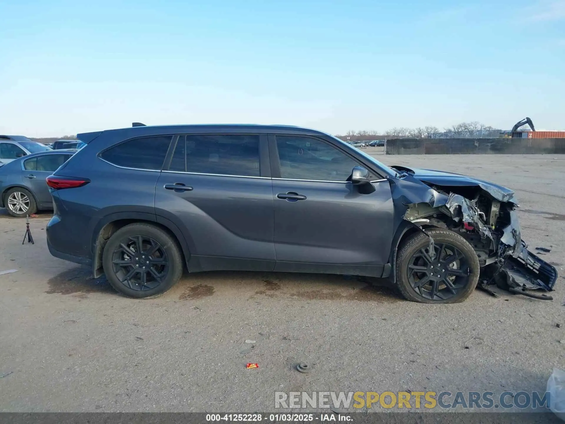 12 Photograph of a damaged car 5TDKDRAHXPS515262 TOYOTA HIGHLANDER 2023