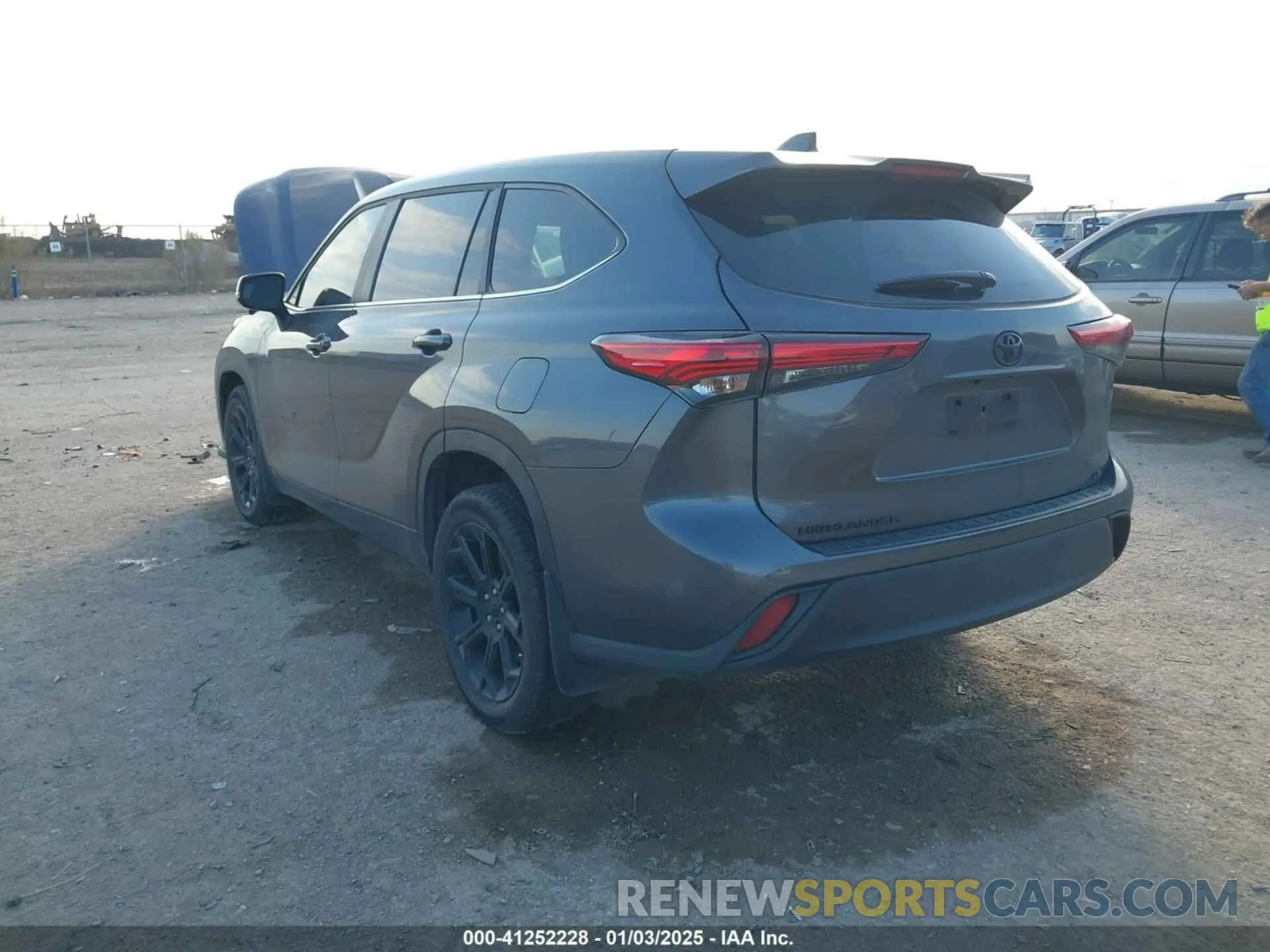 3 Photograph of a damaged car 5TDKDRAHXPS515262 TOYOTA HIGHLANDER 2023