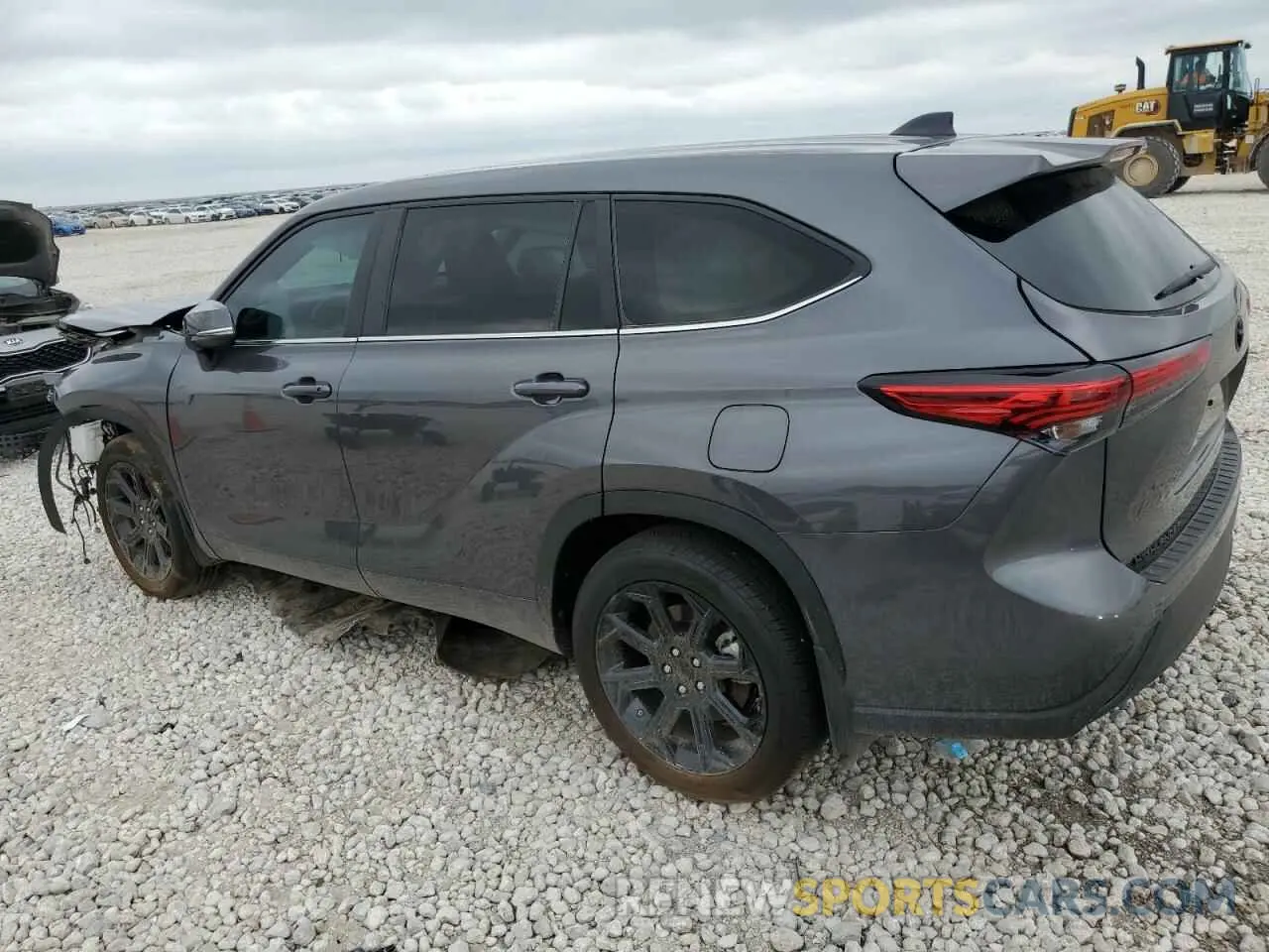 2 Photograph of a damaged car 5TDKDRAHXPS526083 TOYOTA HIGHLANDER 2023