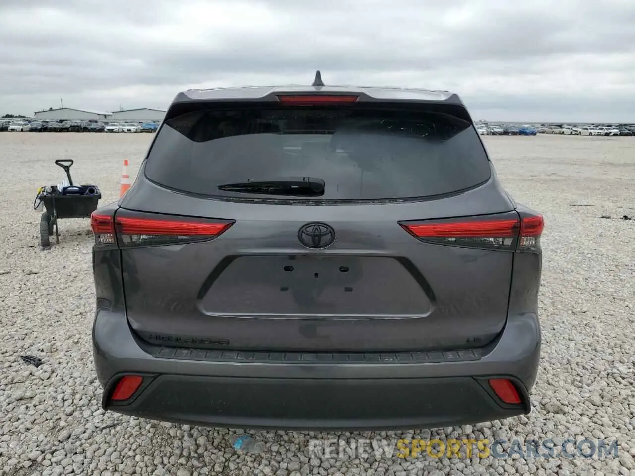 6 Photograph of a damaged car 5TDKDRAHXPS526083 TOYOTA HIGHLANDER 2023