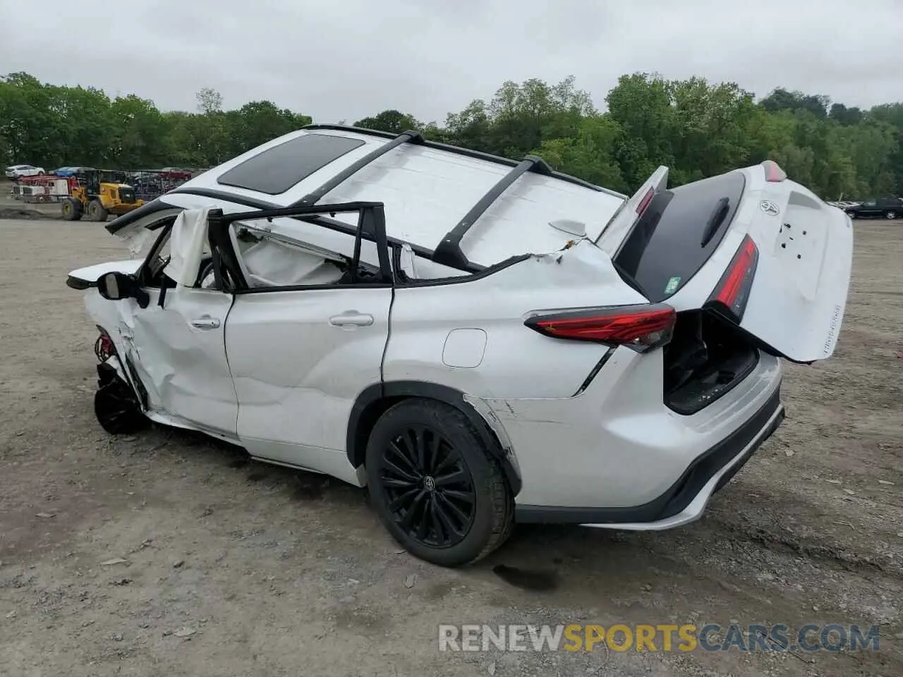 2 Photograph of a damaged car 5TDKDRBH0PS002021 TOYOTA HIGHLANDER 2023