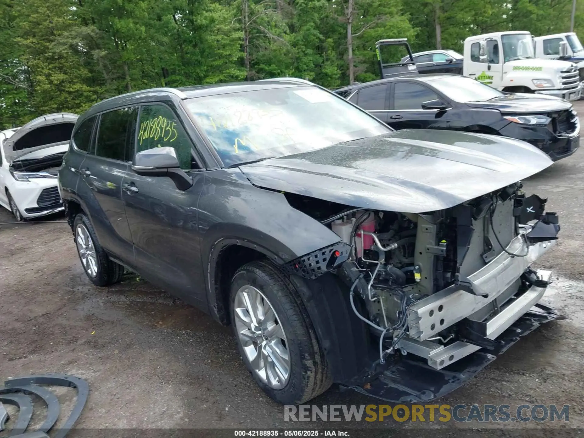 1 Photograph of a damaged car 5TDKDRBH0PS006456 TOYOTA HIGHLANDER 2023