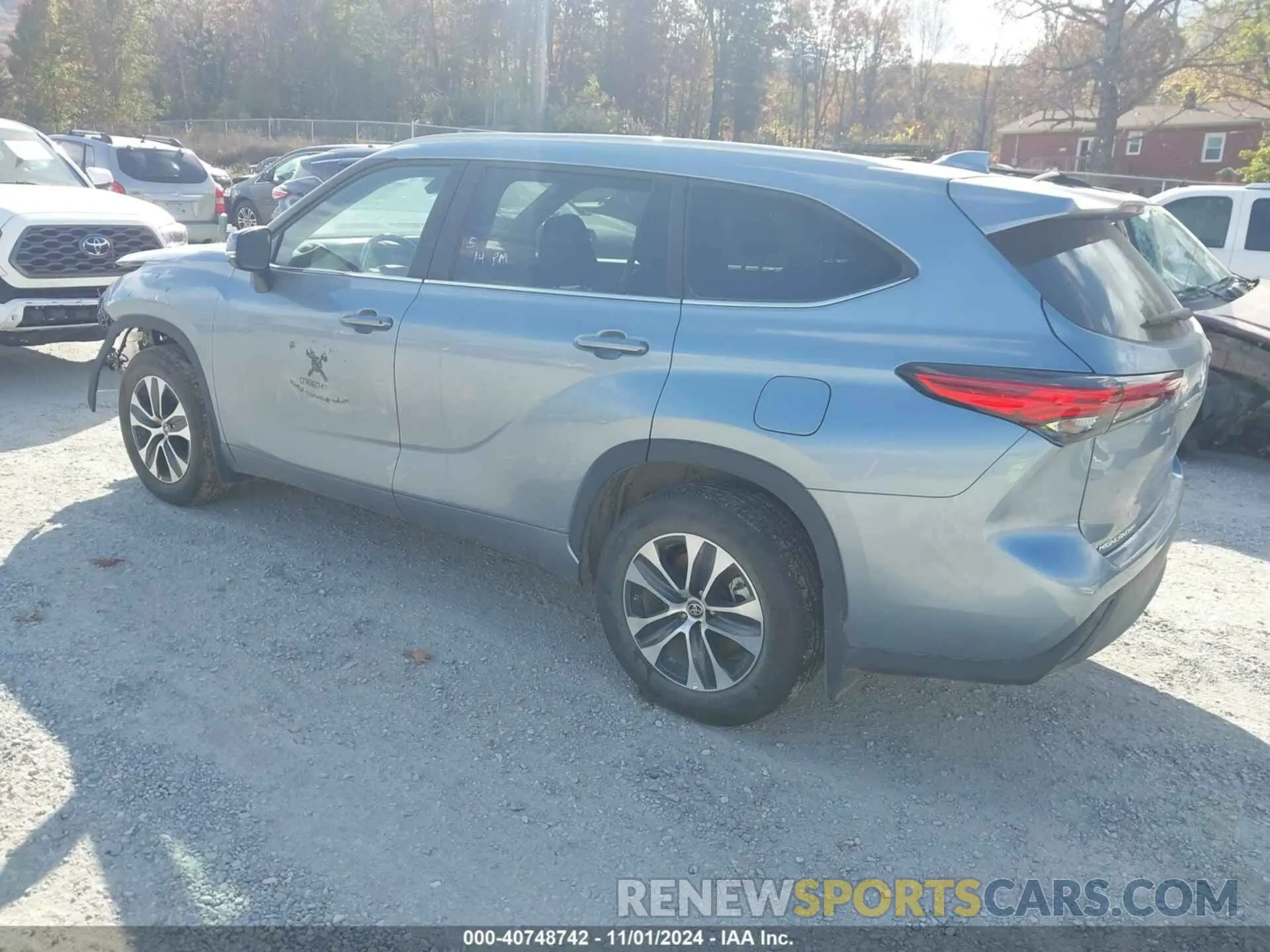 3 Photograph of a damaged car 5TDKDRBH0PS043605 TOYOTA HIGHLANDER 2023