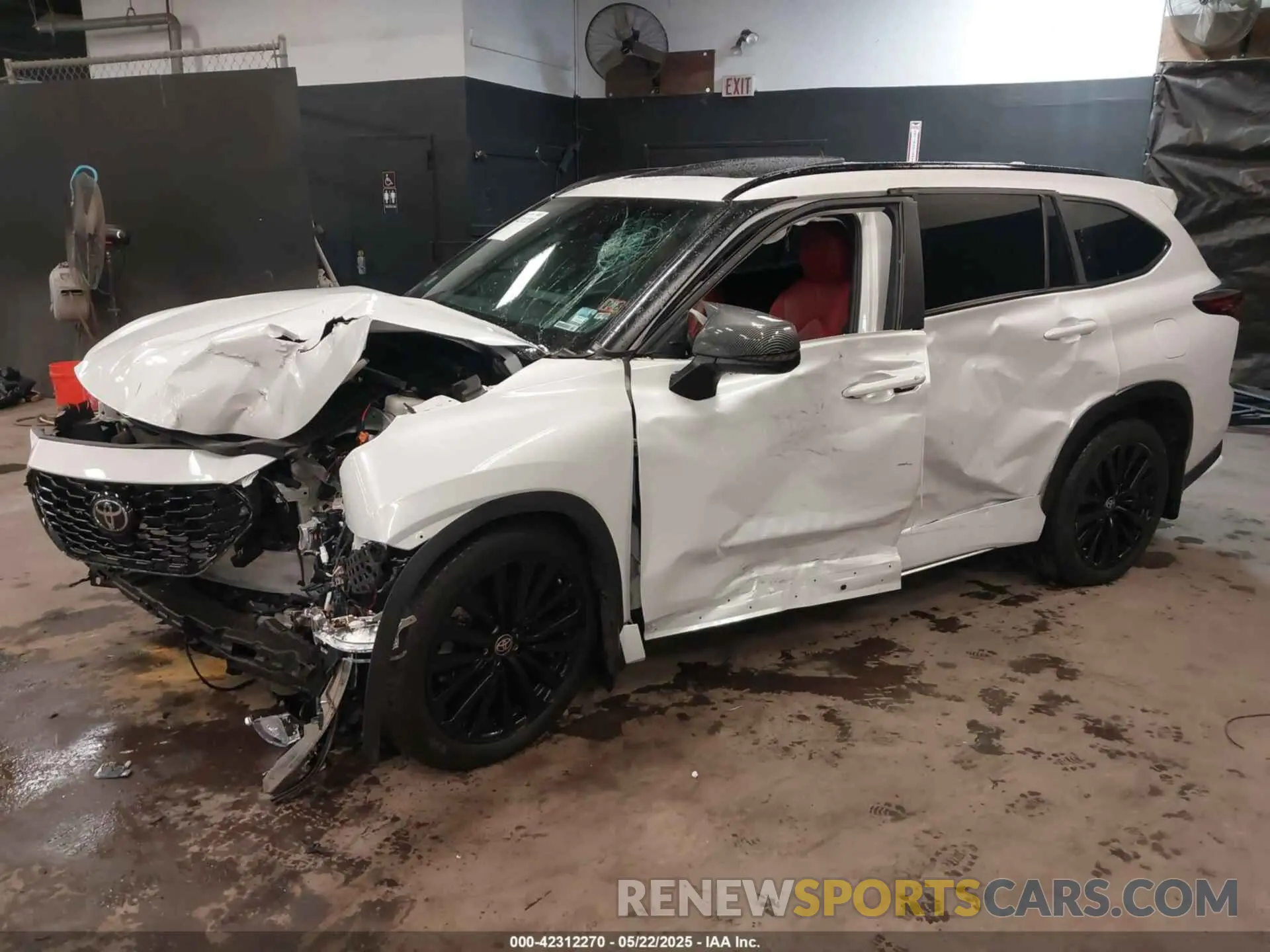 2 Photograph of a damaged car 5TDKDRBH1PS019040 TOYOTA HIGHLANDER 2023