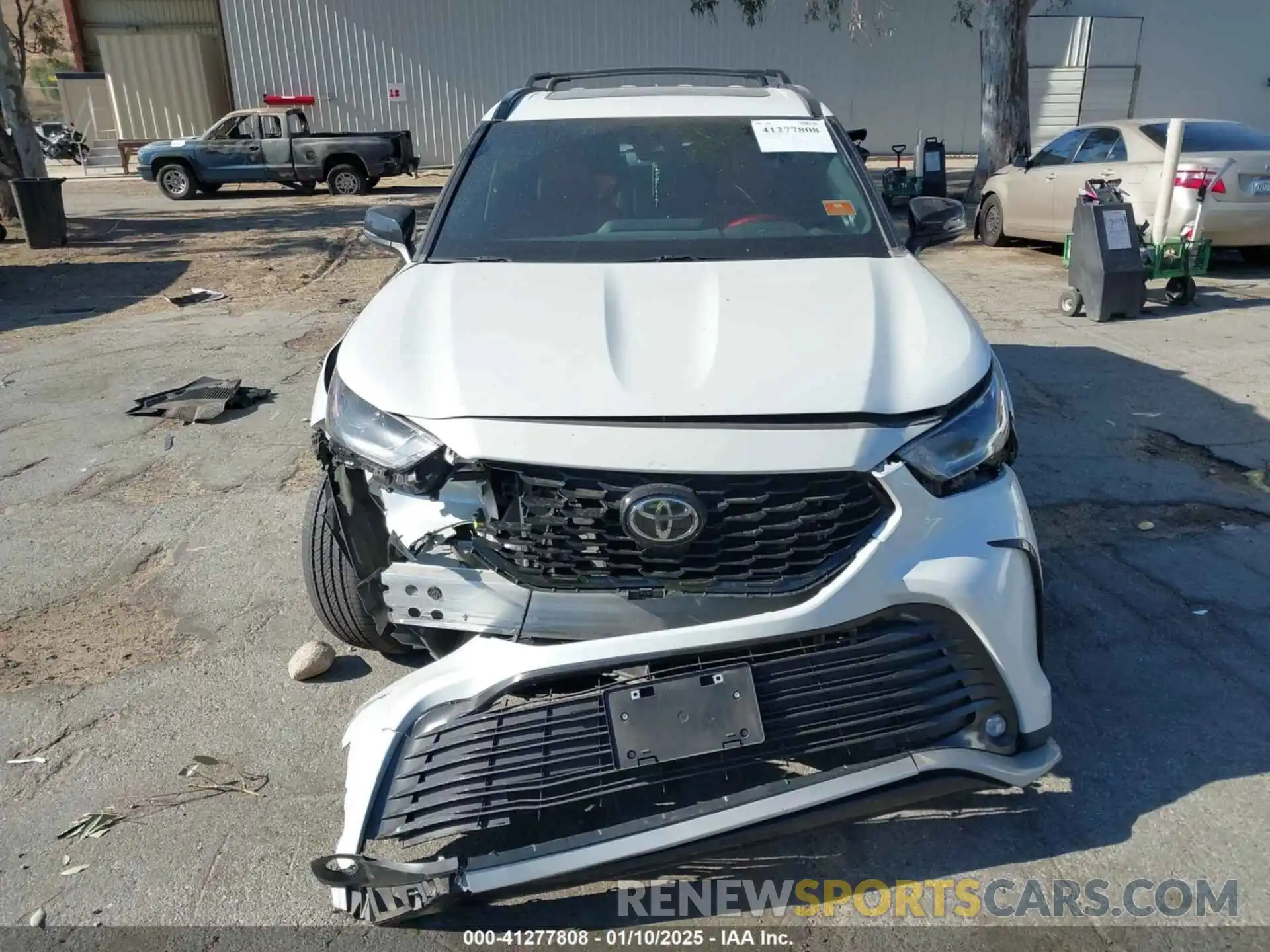 12 Photograph of a damaged car 5TDKDRBH1PS019944 TOYOTA HIGHLANDER 2023