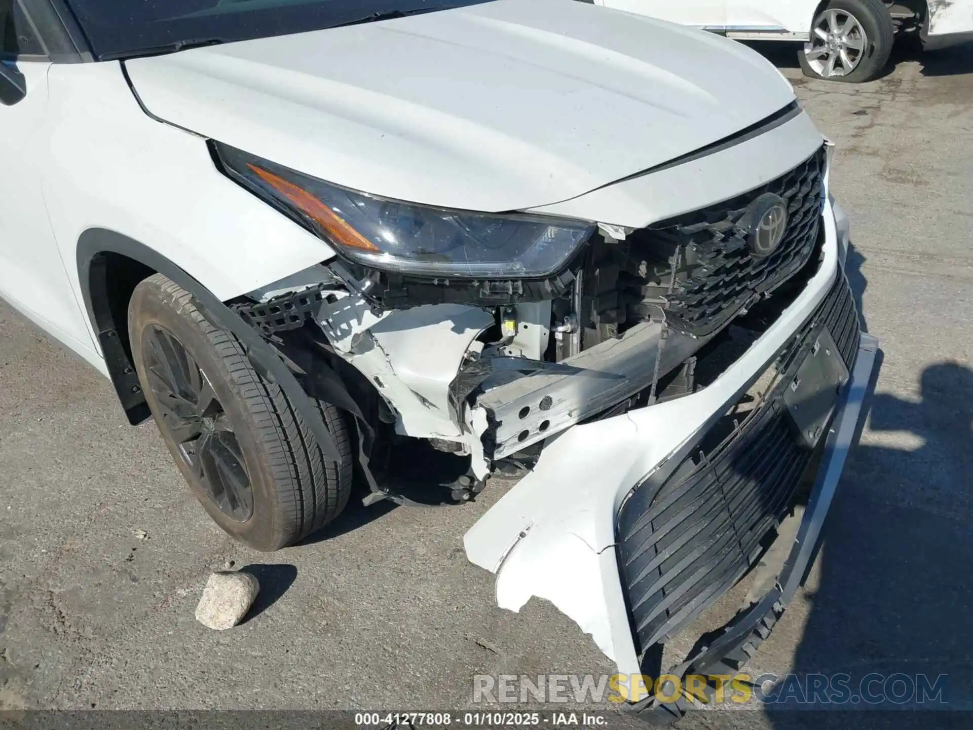 18 Photograph of a damaged car 5TDKDRBH1PS019944 TOYOTA HIGHLANDER 2023