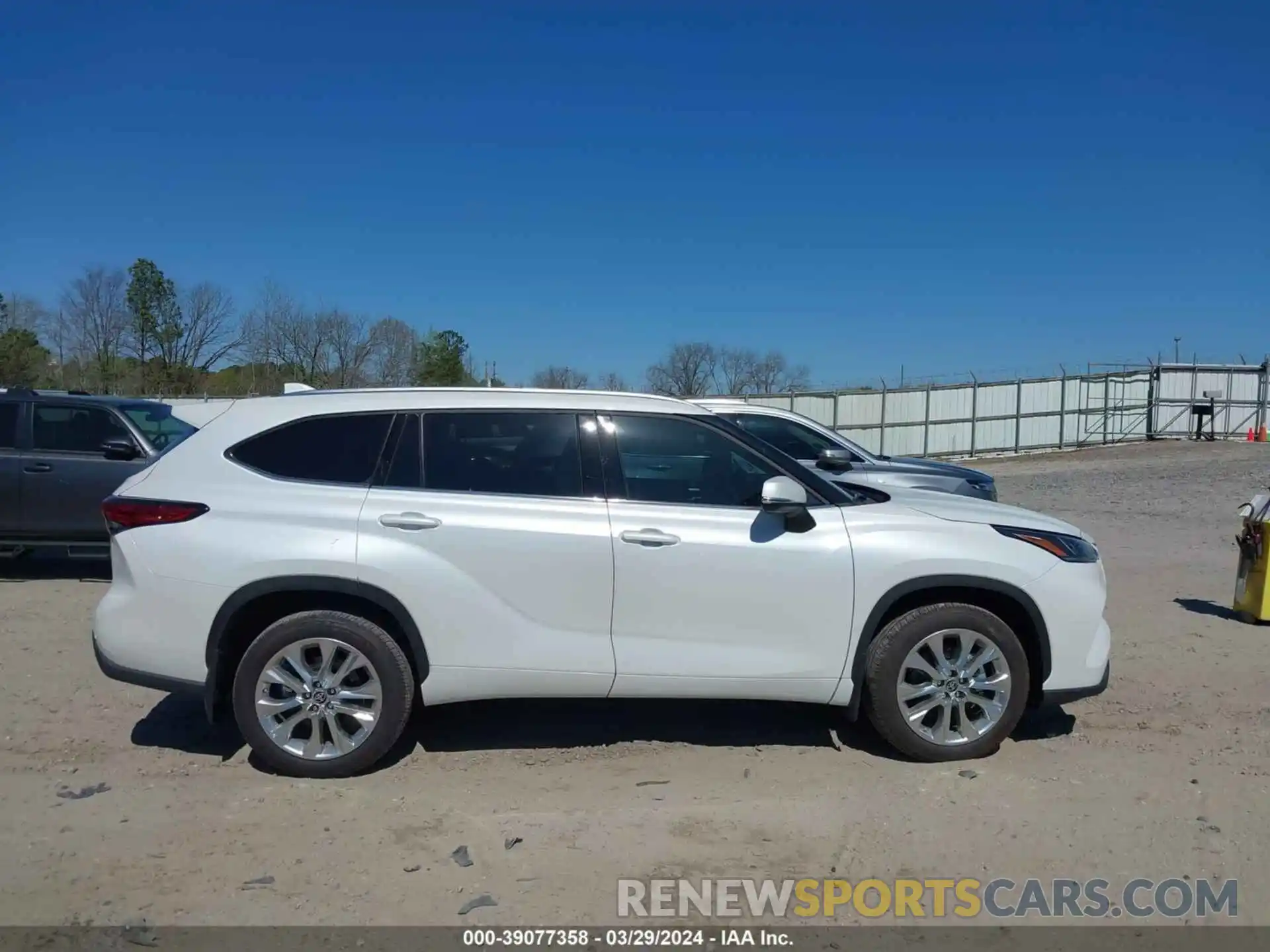 13 Photograph of a damaged car 5TDKDRBH1PS025338 TOYOTA HIGHLANDER 2023