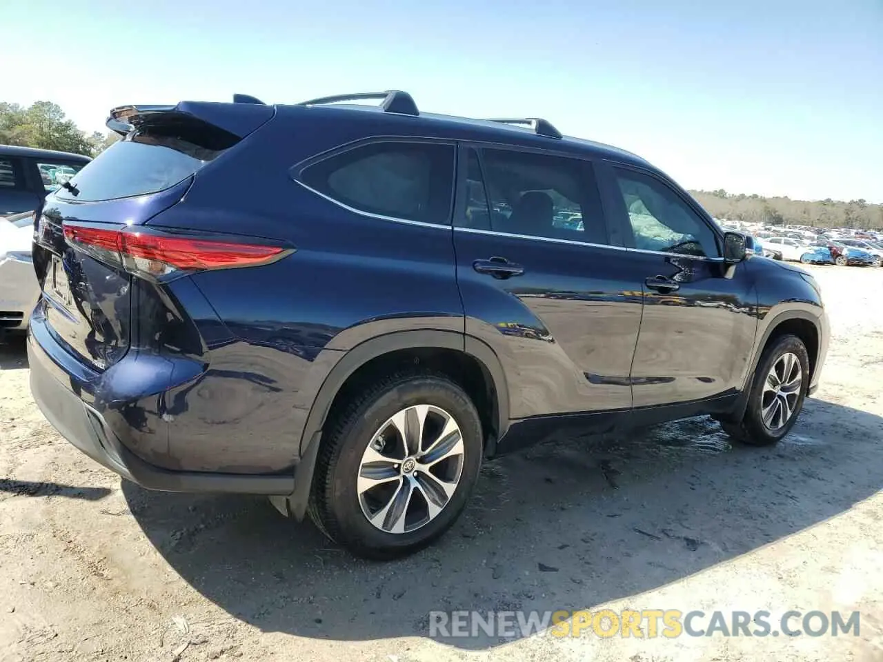 3 Photograph of a damaged car 5TDKDRBH1PS047307 TOYOTA HIGHLANDER 2023
