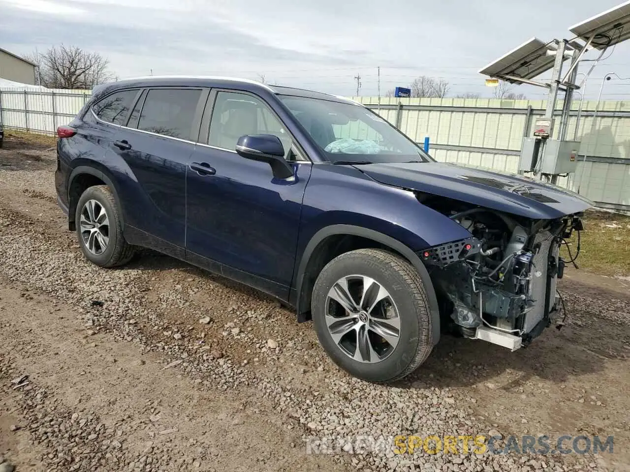 4 Photograph of a damaged car 5TDKDRBH2PS000304 TOYOTA HIGHLANDER 2023