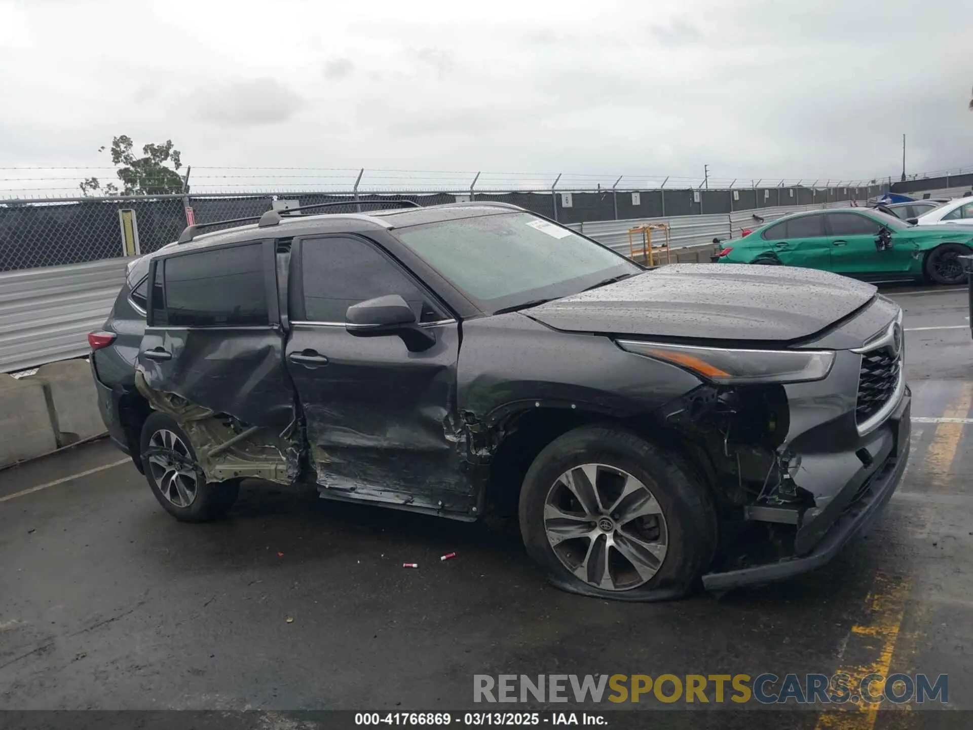 12 Photograph of a damaged car 5TDKDRBH2PS005597 TOYOTA HIGHLANDER 2023