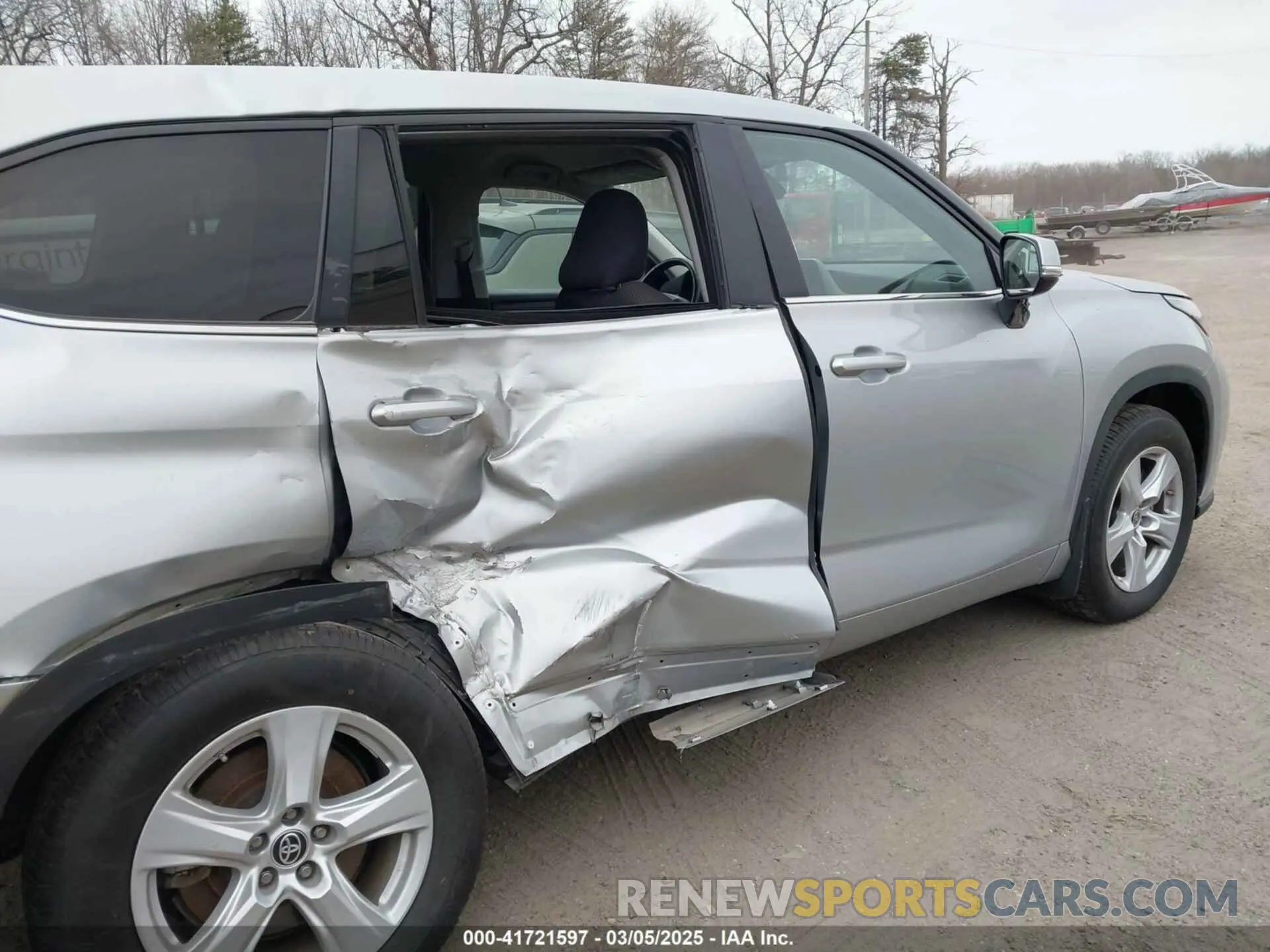 6 Photograph of a damaged car 5TDKDRBH2PS015689 TOYOTA HIGHLANDER 2023