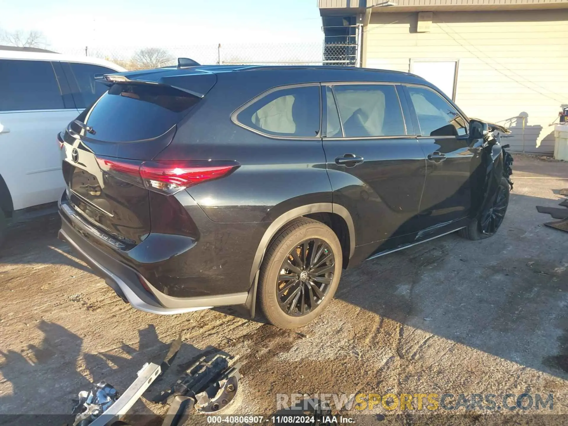 4 Photograph of a damaged car 5TDKDRBH2PS029009 TOYOTA HIGHLANDER 2023