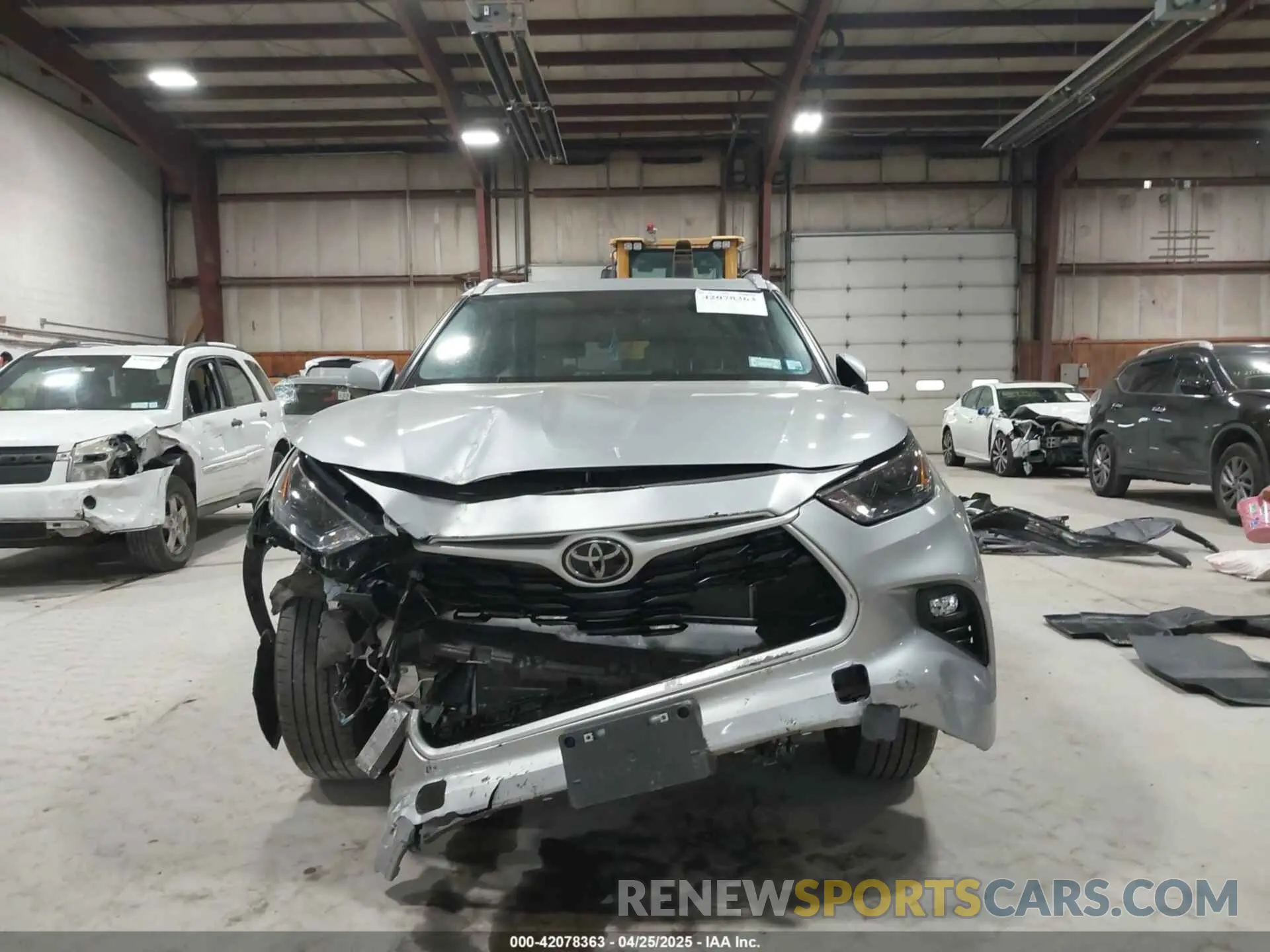 13 Photograph of a damaged car 5TDKDRBH2PS526769 TOYOTA HIGHLANDER 2023