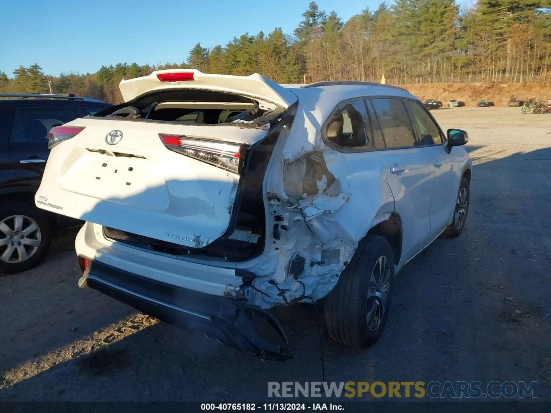 4 Photograph of a damaged car 5TDKDRBH2PS527274 TOYOTA HIGHLANDER 2023