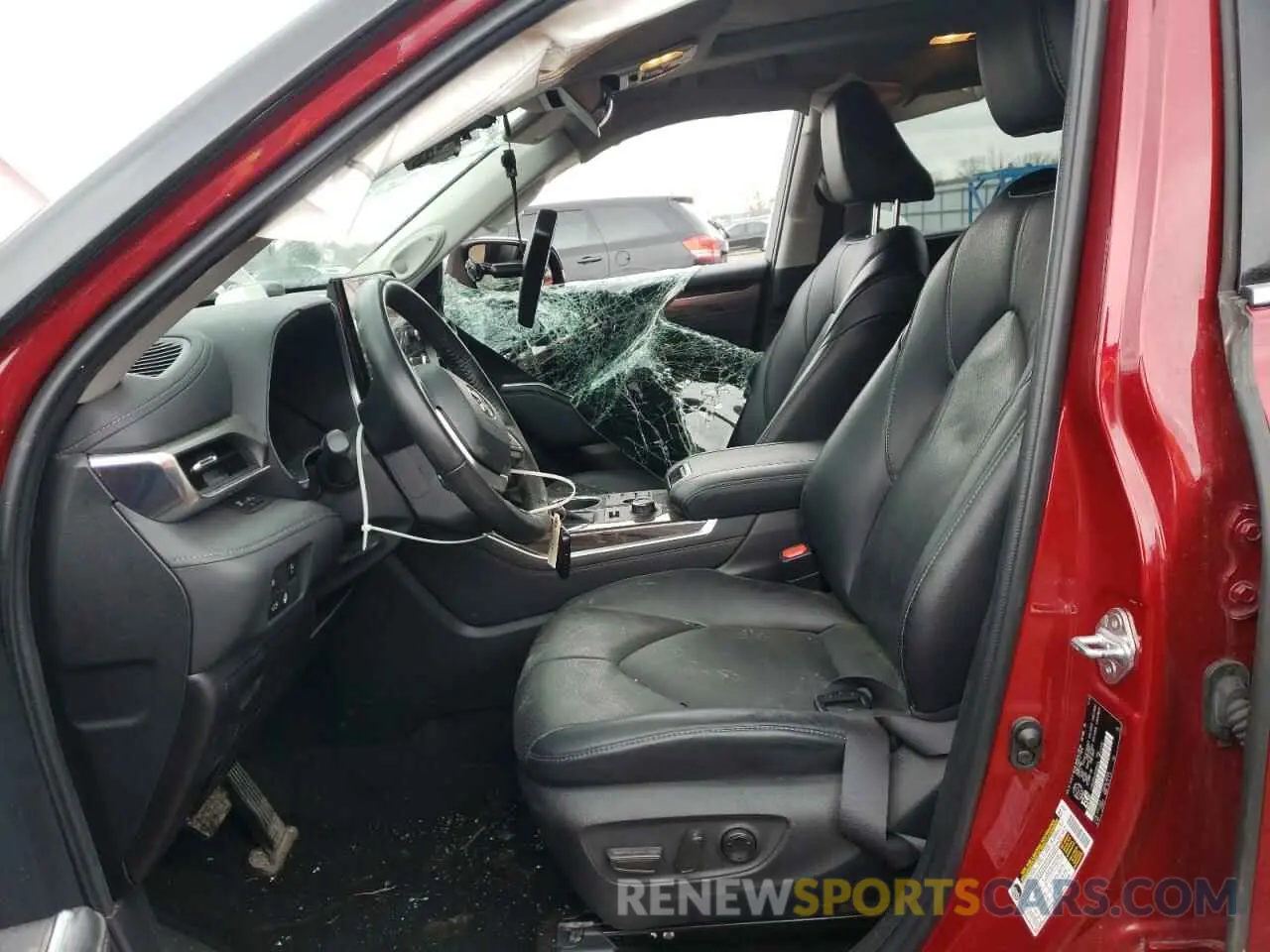 7 Photograph of a damaged car 5TDKDRBH3PS006015 TOYOTA HIGHLANDER 2023