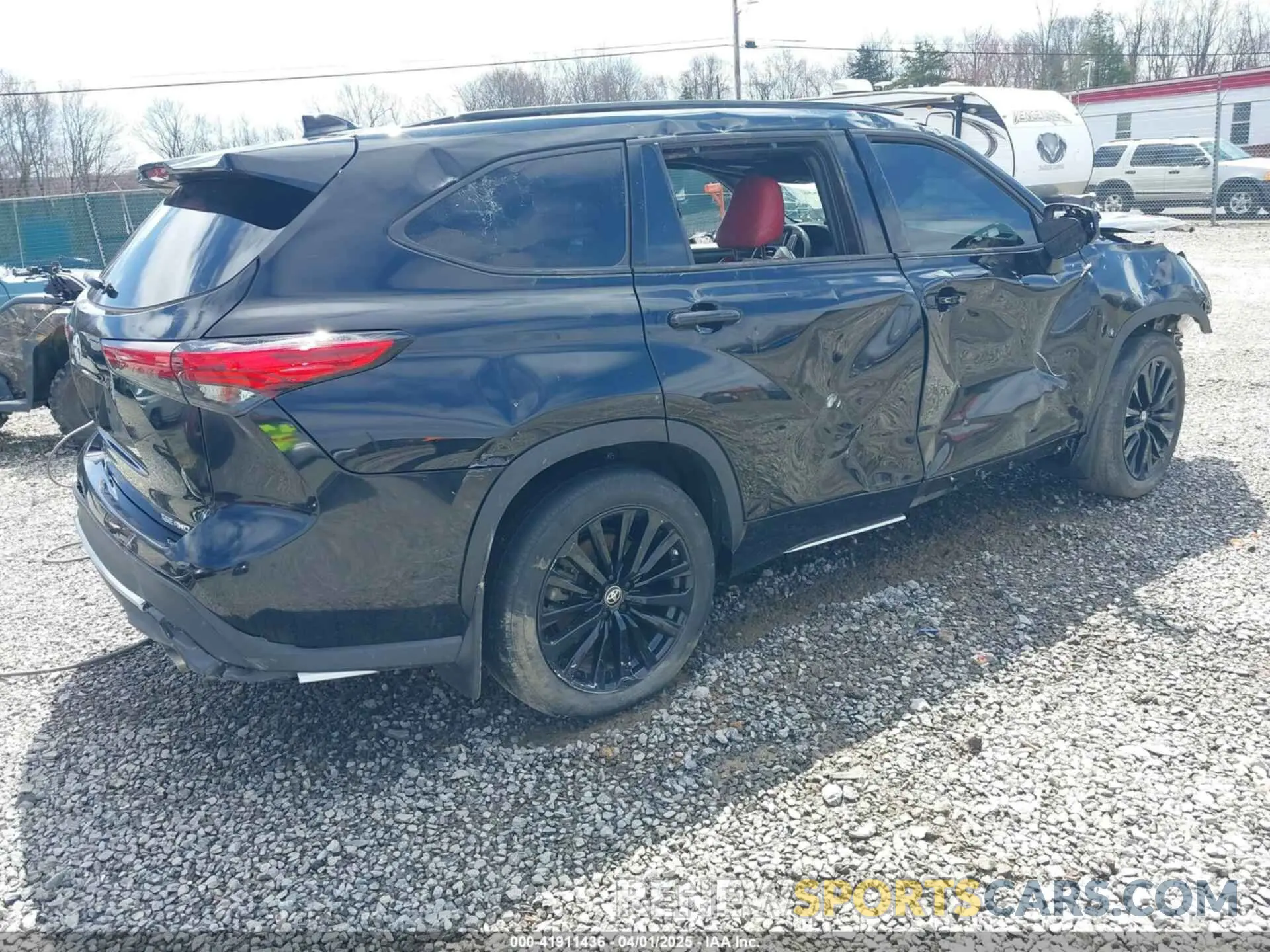 4 Photograph of a damaged car 5TDKDRBH3PS519894 TOYOTA HIGHLANDER 2023