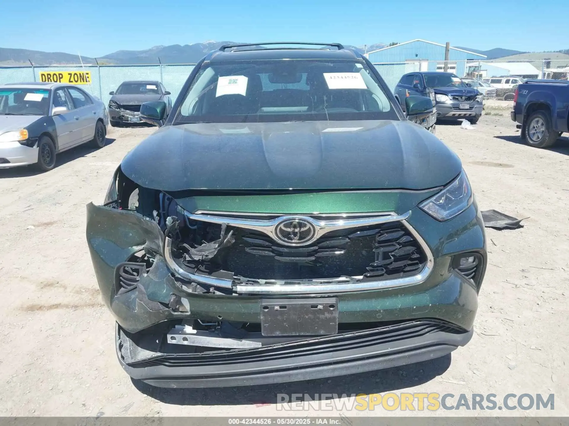 13 Photograph of a damaged car 5TDKDRBH3PS520012 TOYOTA HIGHLANDER 2023