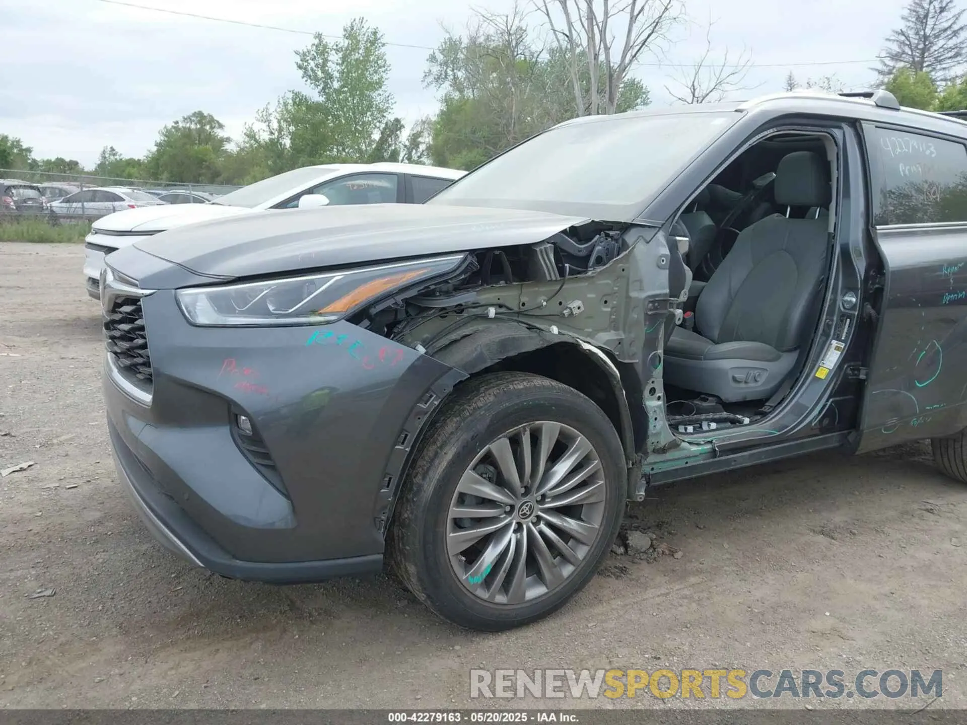 6 Photograph of a damaged car 5TDKDRBH4PS000921 TOYOTA HIGHLANDER 2023