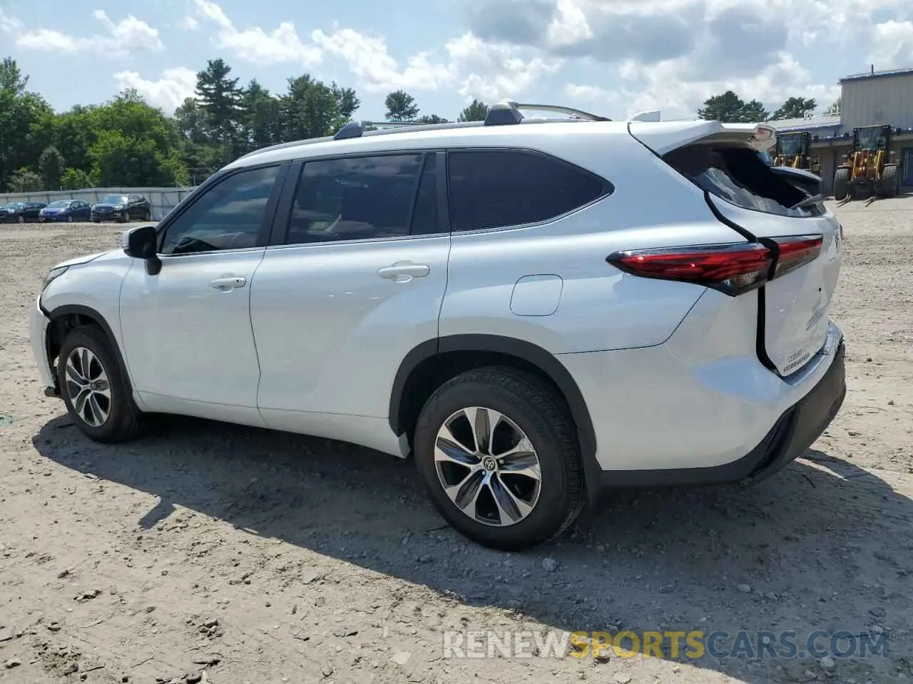2 Photograph of a damaged car 5TDKDRBH5PS012947 TOYOTA HIGHLANDER 2023