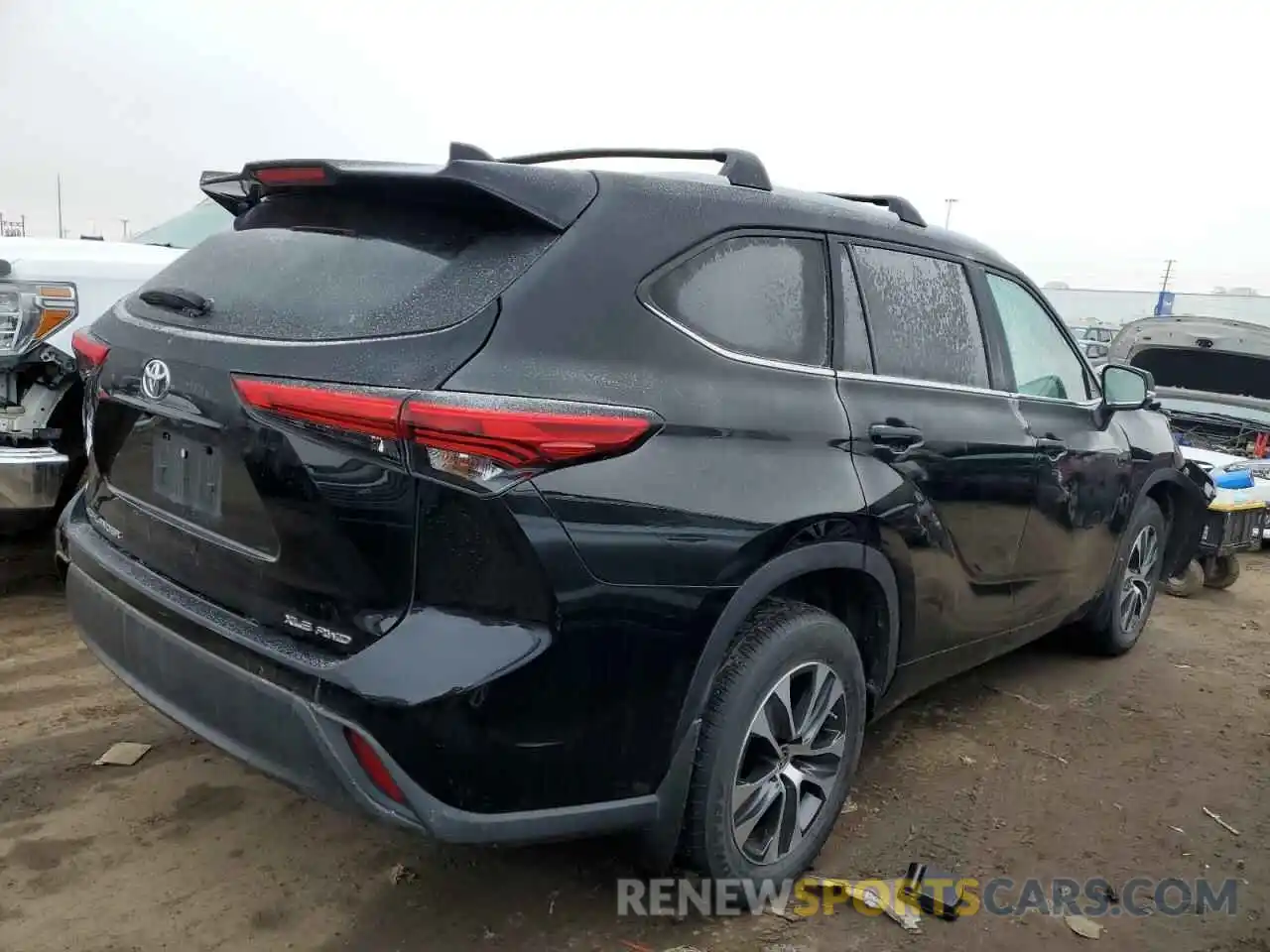 3 Photograph of a damaged car 5TDKDRBH5PS017761 TOYOTA HIGHLANDER 2023