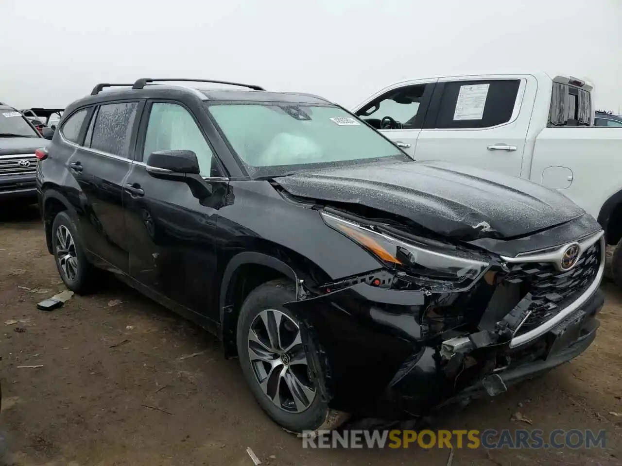 4 Photograph of a damaged car 5TDKDRBH5PS017761 TOYOTA HIGHLANDER 2023