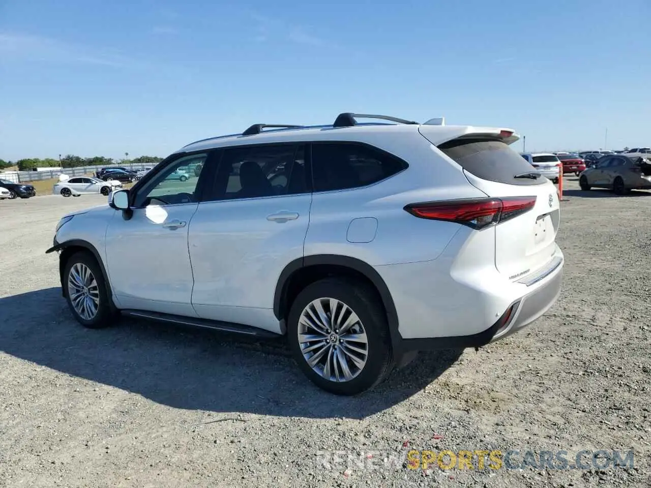2 Photograph of a damaged car 5TDKDRBH5PS026654 TOYOTA HIGHLANDER 2023