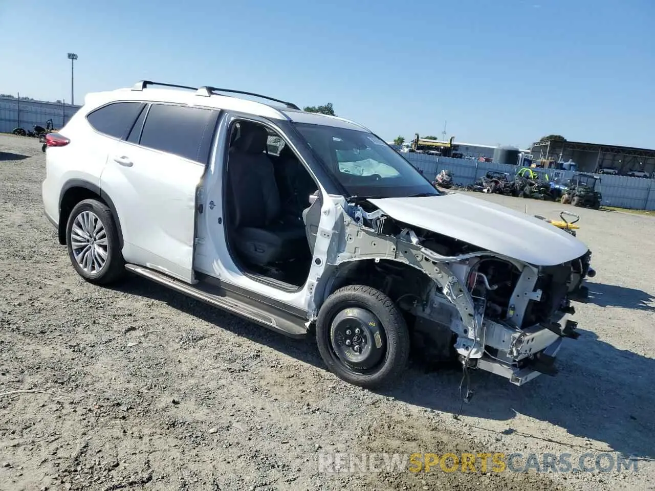 4 Photograph of a damaged car 5TDKDRBH5PS026654 TOYOTA HIGHLANDER 2023