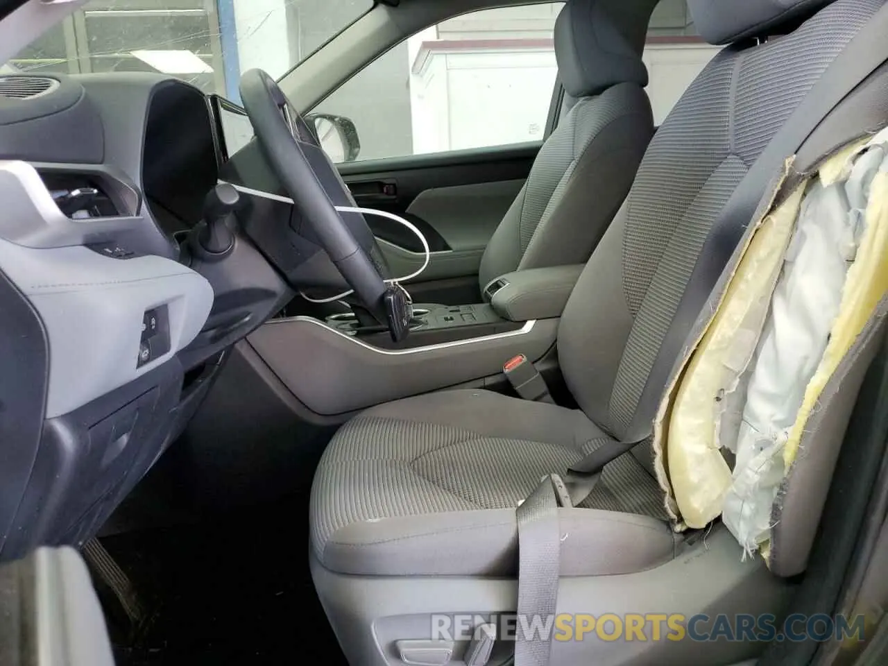 7 Photograph of a damaged car 5TDKDRBH5PS502904 TOYOTA HIGHLANDER 2023