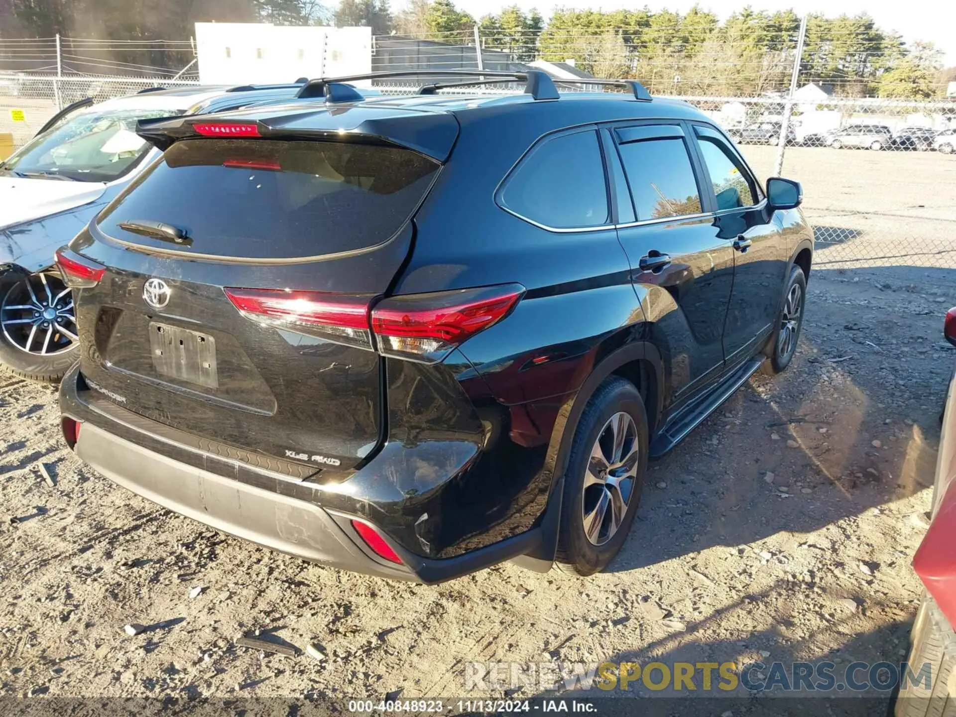 4 Photograph of a damaged car 5TDKDRBH6PS012682 TOYOTA HIGHLANDER 2023