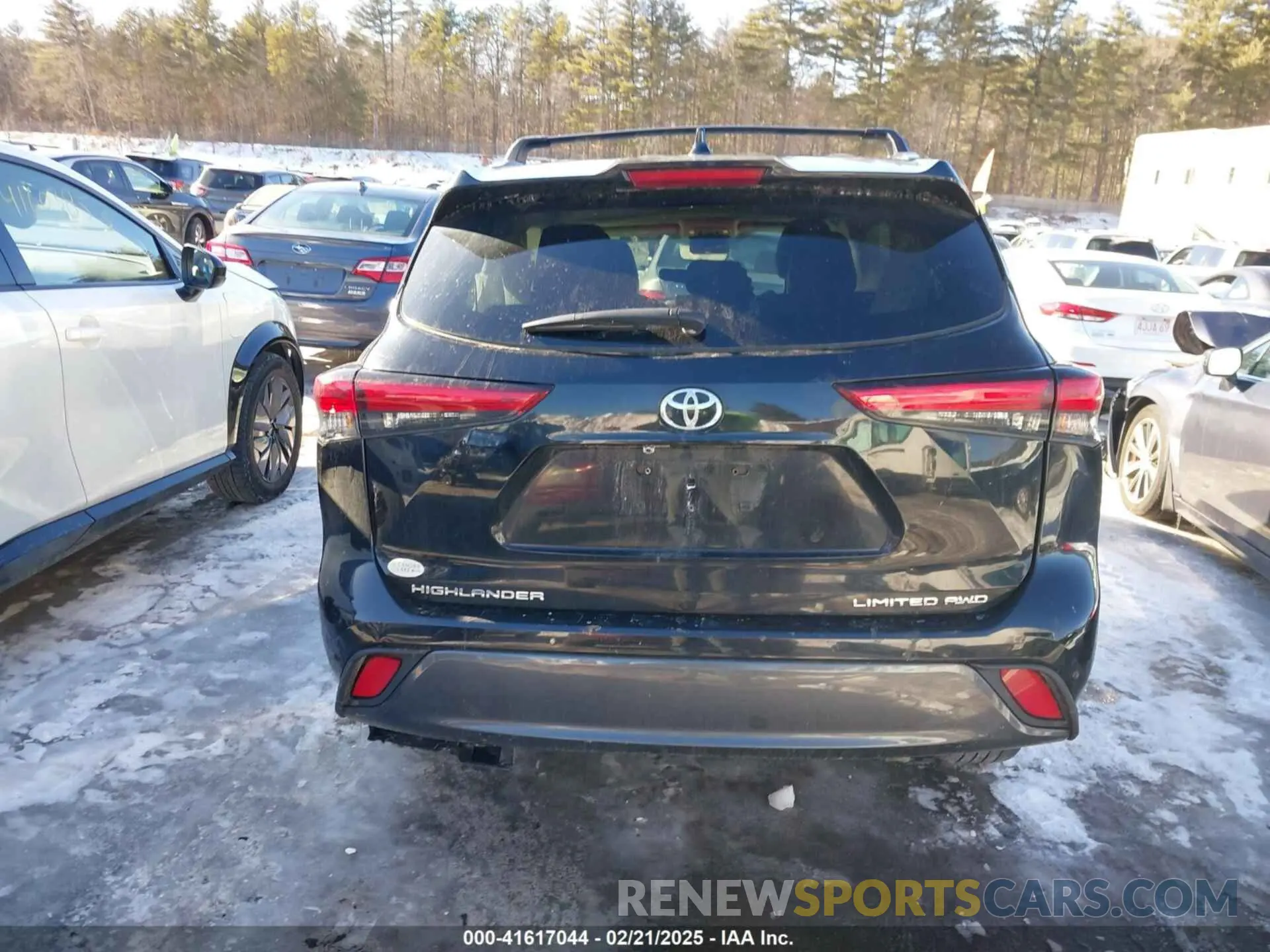 16 Photograph of a damaged car 5TDKDRBH6PS034374 TOYOTA HIGHLANDER 2023
