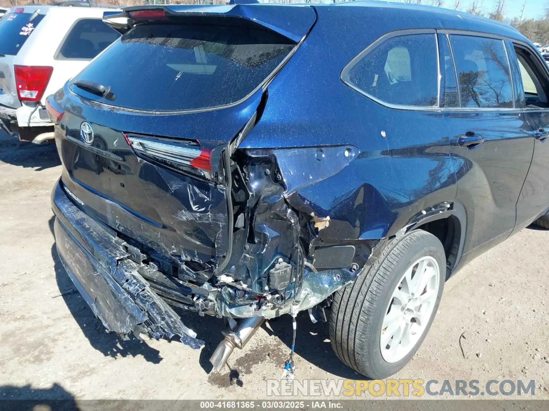6 Photograph of a damaged car 5TDKDRBH6PS035508 TOYOTA HIGHLANDER 2023