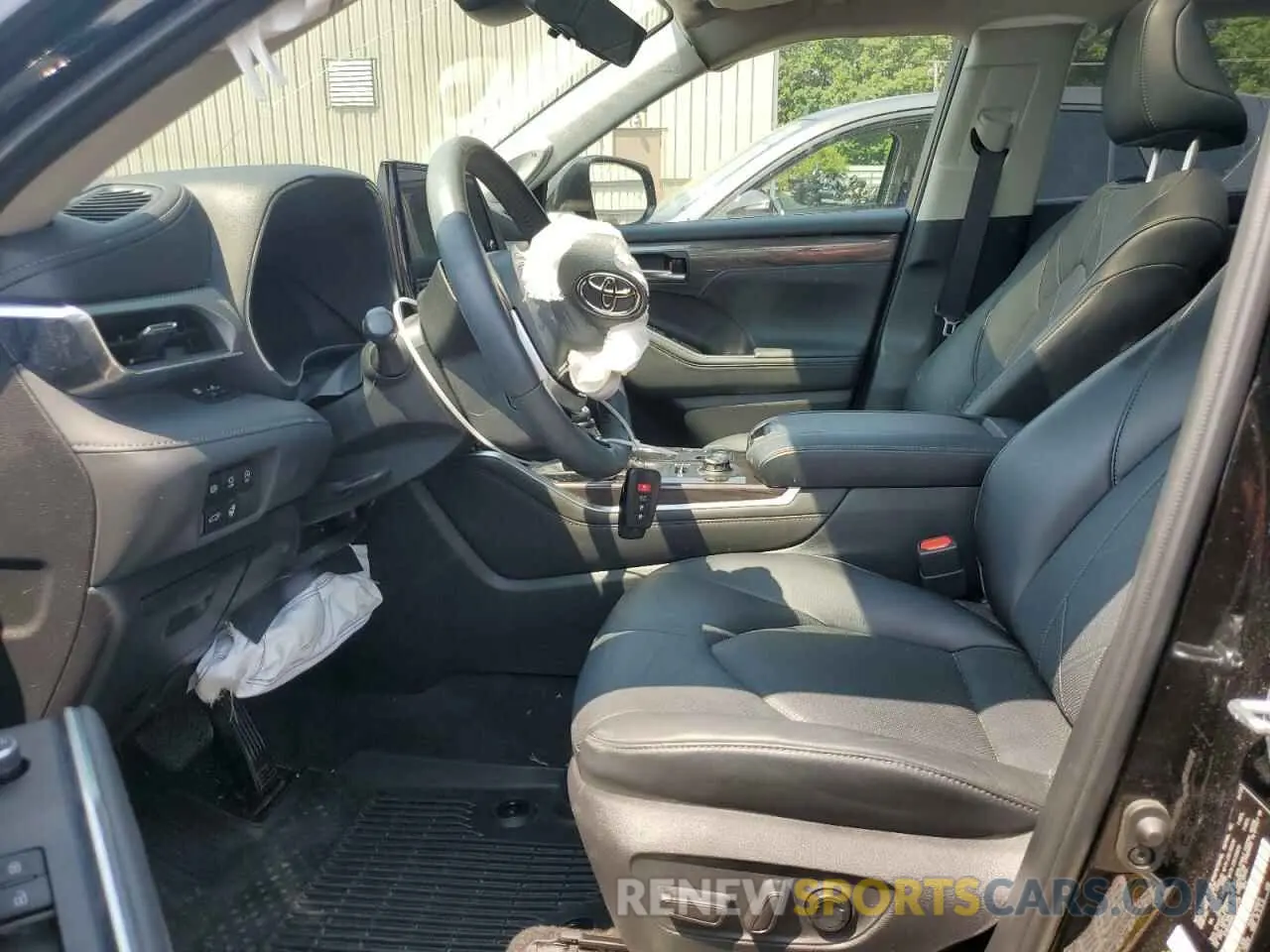 7 Photograph of a damaged car 5TDKDRBH6PS037128 TOYOTA HIGHLANDER 2023