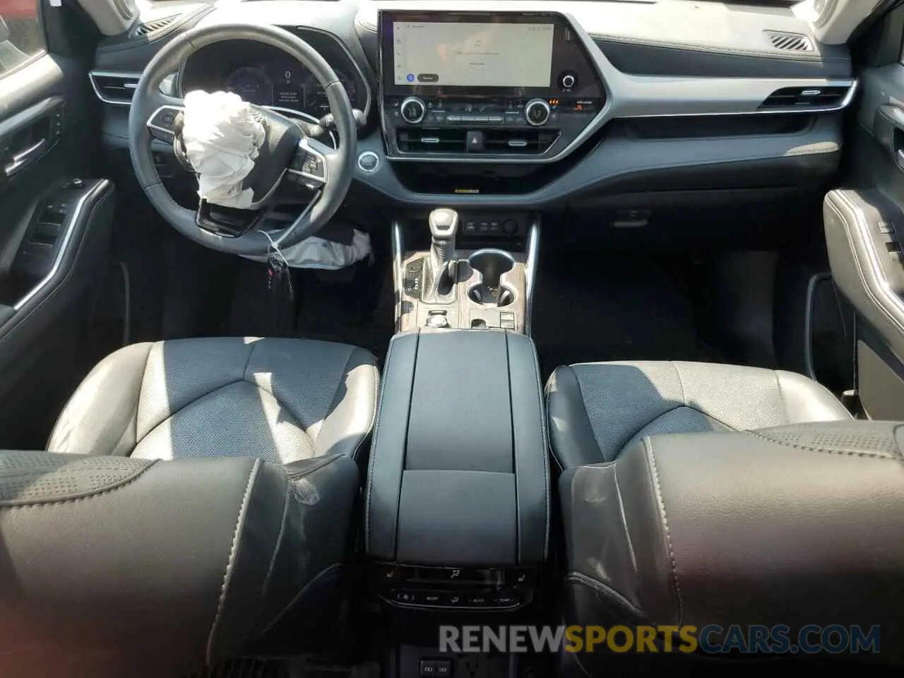 8 Photograph of a damaged car 5TDKDRBH6PS037128 TOYOTA HIGHLANDER 2023
