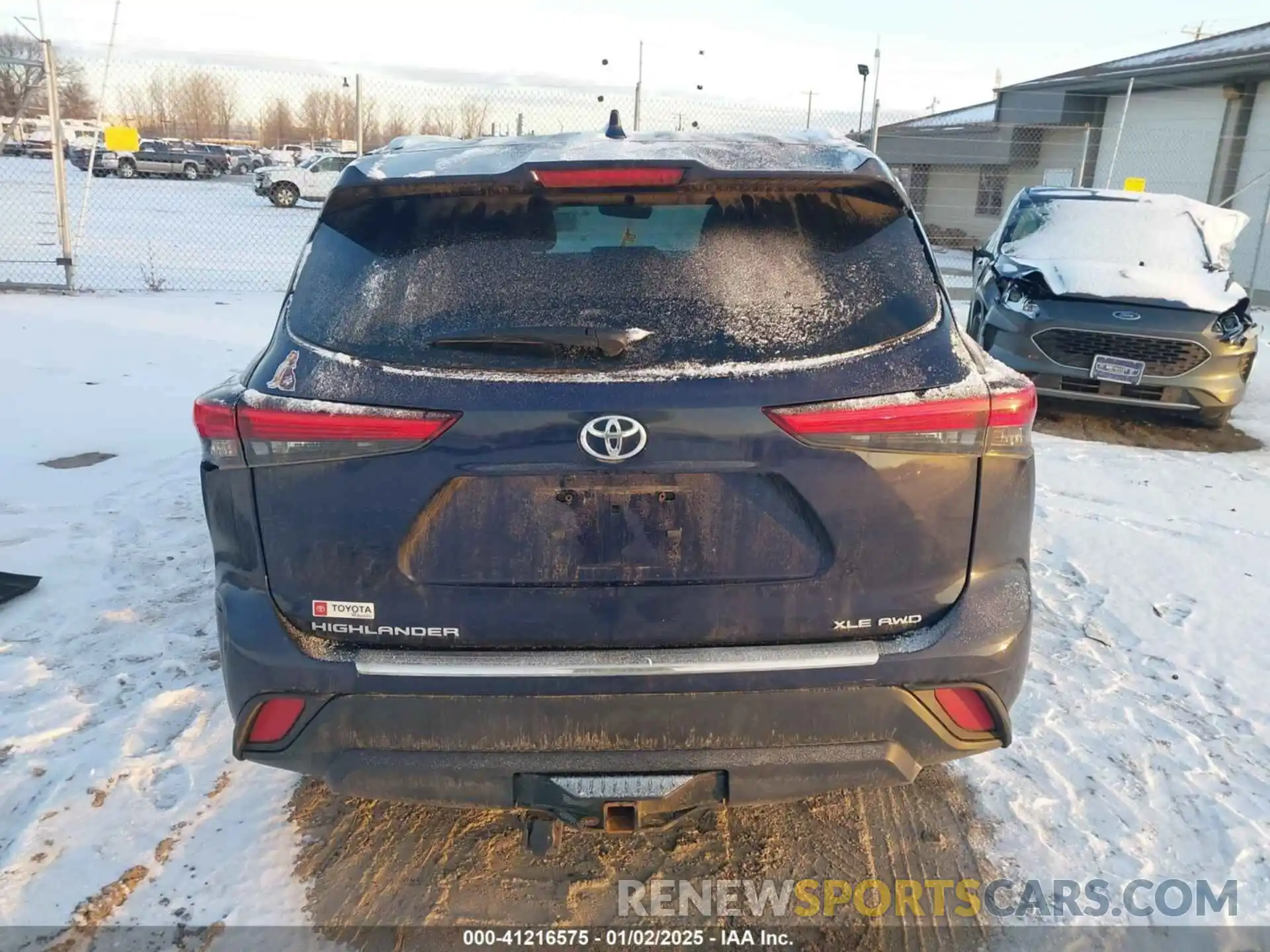 16 Photograph of a damaged car 5TDKDRBH6PS037808 TOYOTA HIGHLANDER 2023