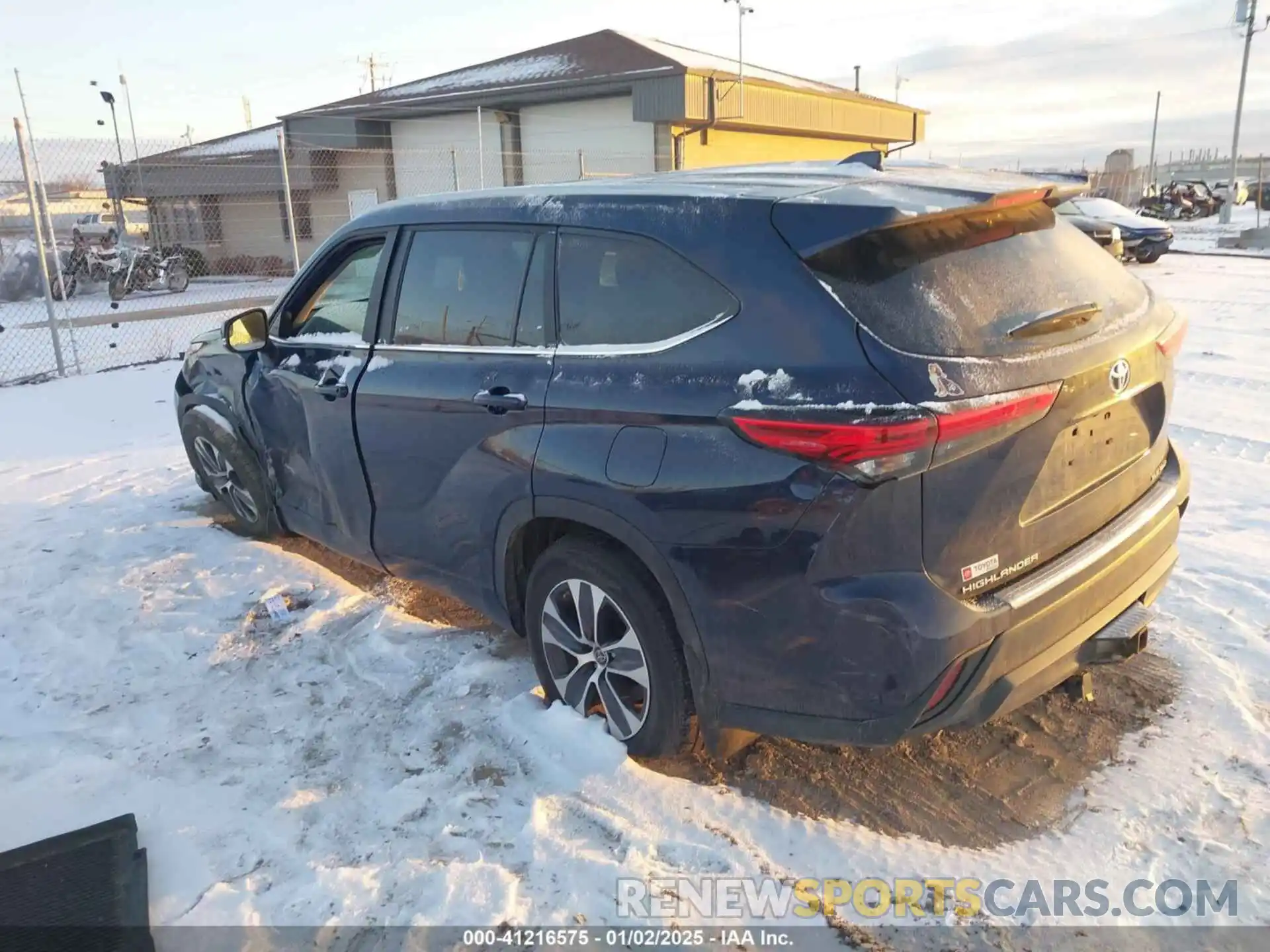 3 Photograph of a damaged car 5TDKDRBH6PS037808 TOYOTA HIGHLANDER 2023