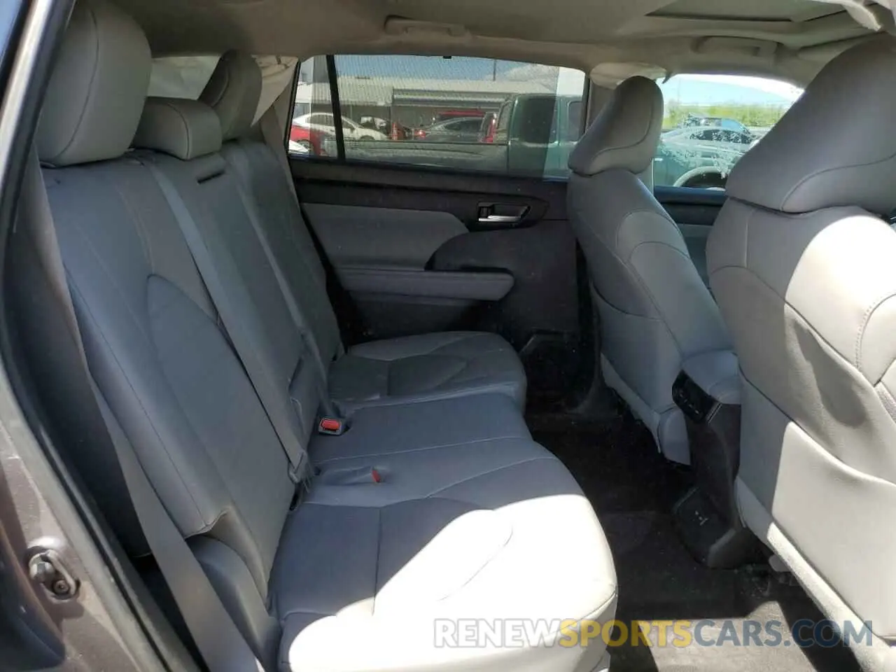 11 Photograph of a damaged car 5TDKDRBH6PS045651 TOYOTA HIGHLANDER 2023