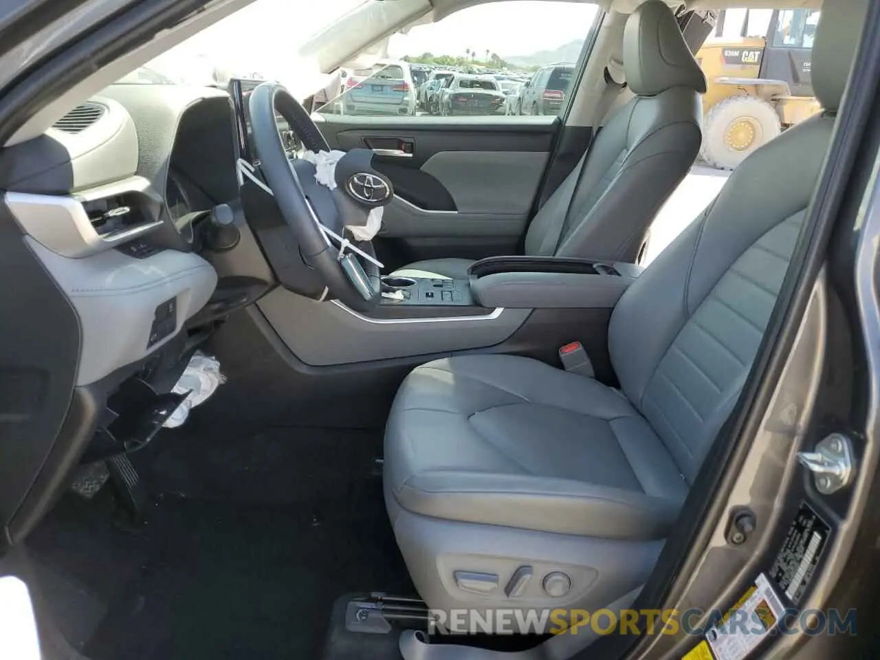 7 Photograph of a damaged car 5TDKDRBH6PS045651 TOYOTA HIGHLANDER 2023