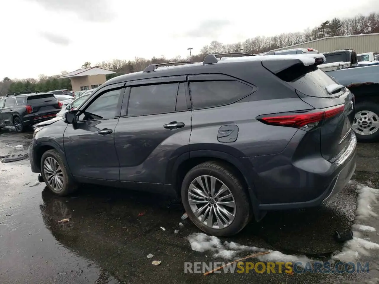 2 Photograph of a damaged car 5TDKDRBH6PS507304 TOYOTA HIGHLANDER 2023