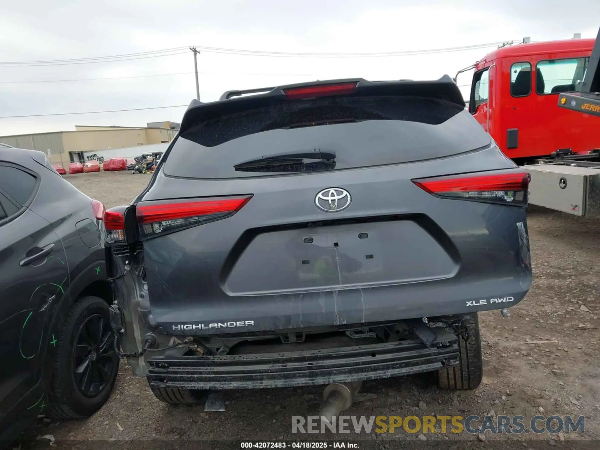 16 Photograph of a damaged car 5TDKDRBH7PS044010 TOYOTA HIGHLANDER 2023