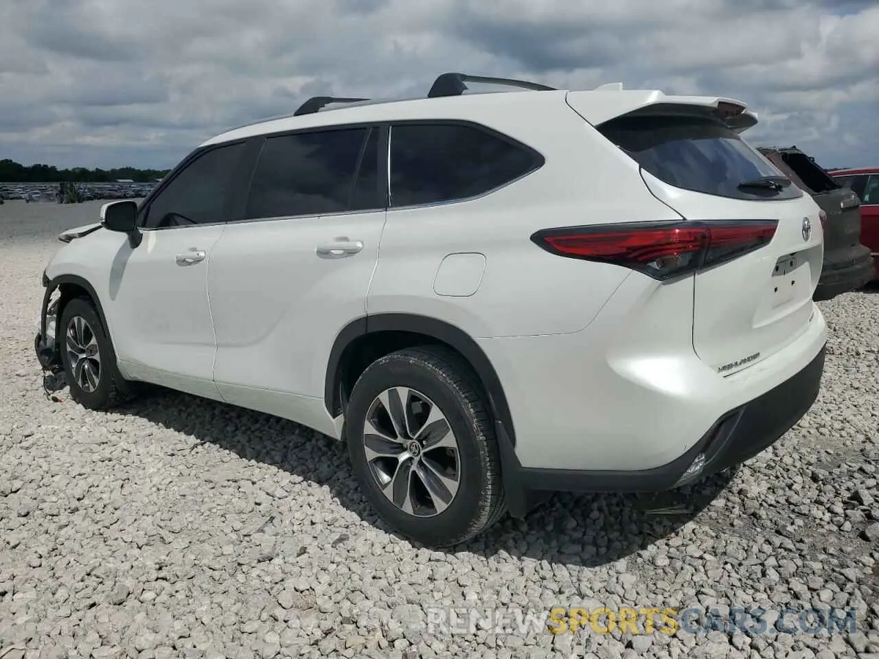 2 Photograph of a damaged car 5TDKDRBH7PS045920 TOYOTA HIGHLANDER 2023